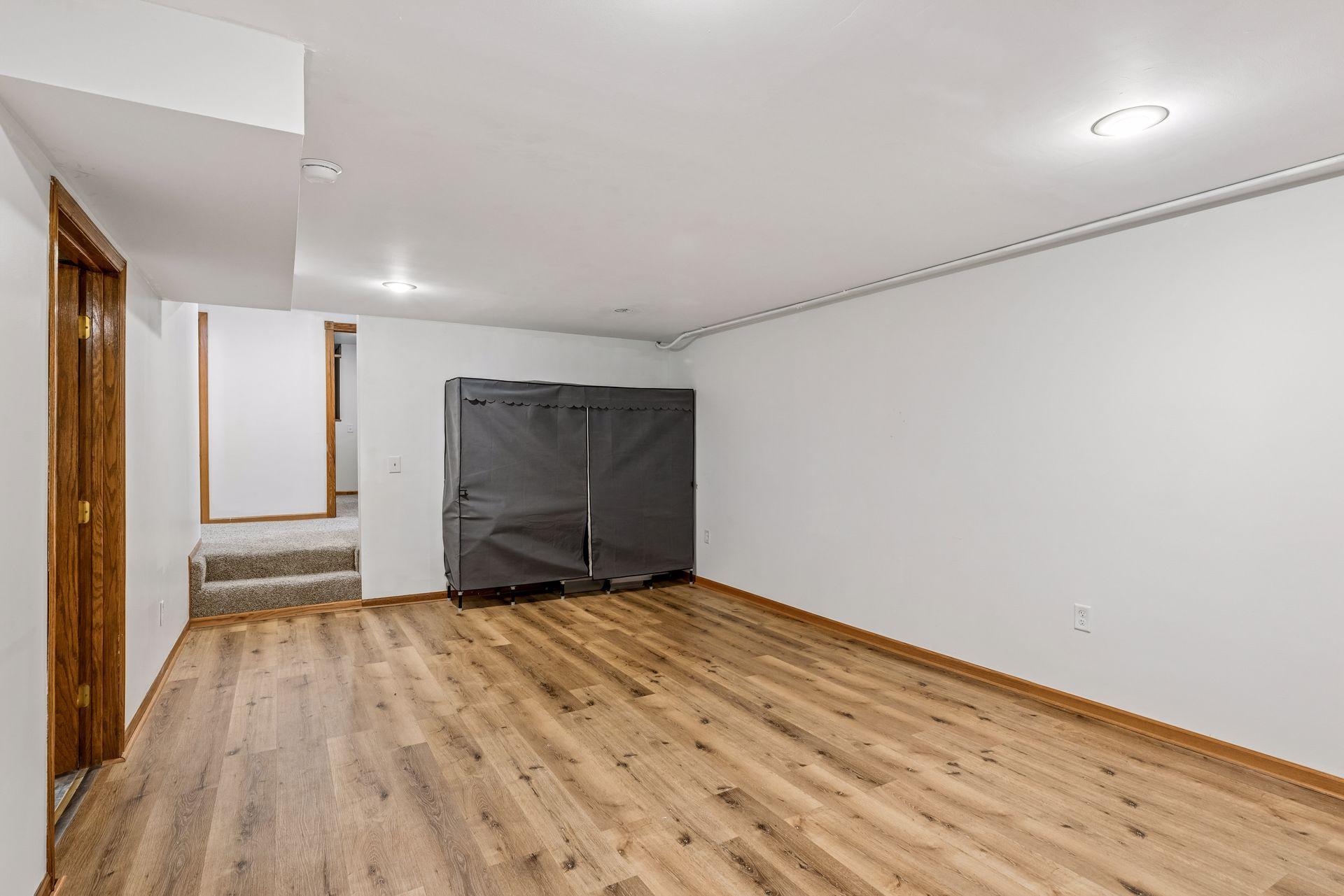 View of Residential at 3012 Walter Street, Maplewood MN 55109, Maplewood (35 of 63) - Mike Wilen | Minnesota Team Real Estate