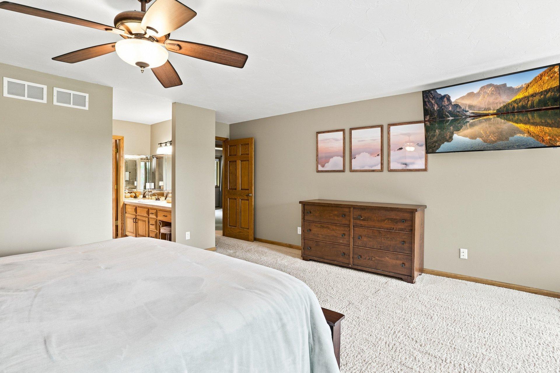 View of Residential at 18430 Jasper Ct, Lakeville MN 55044, Lakeville (33 of 70) - Mike Wilen | Minnesota Team Real Estate