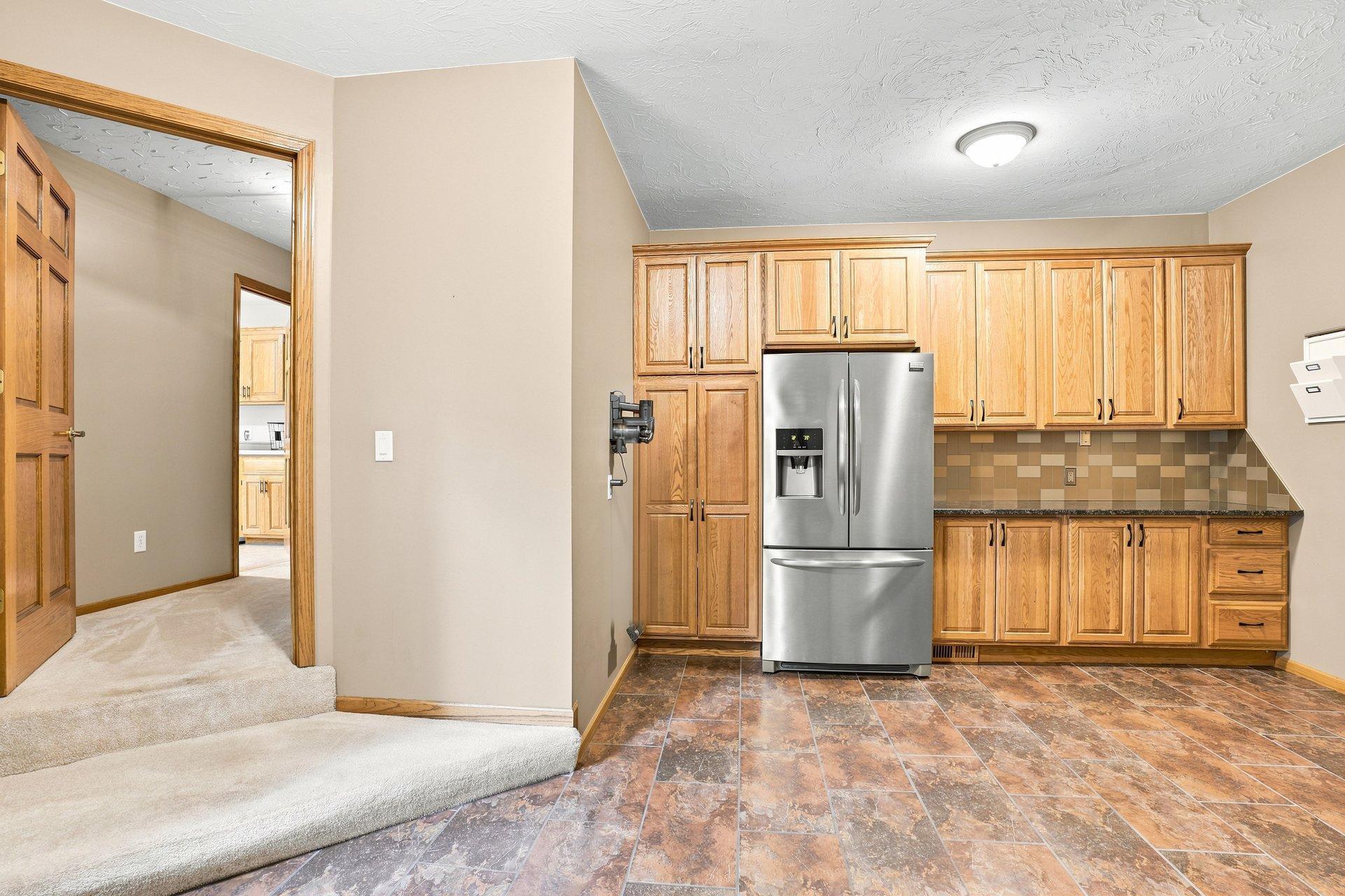 View of Residential at 18430 Jasper Ct, Lakeville MN 55044, Lakeville (24 of 70) - Mike Wilen | Minnesota Team Real Estate