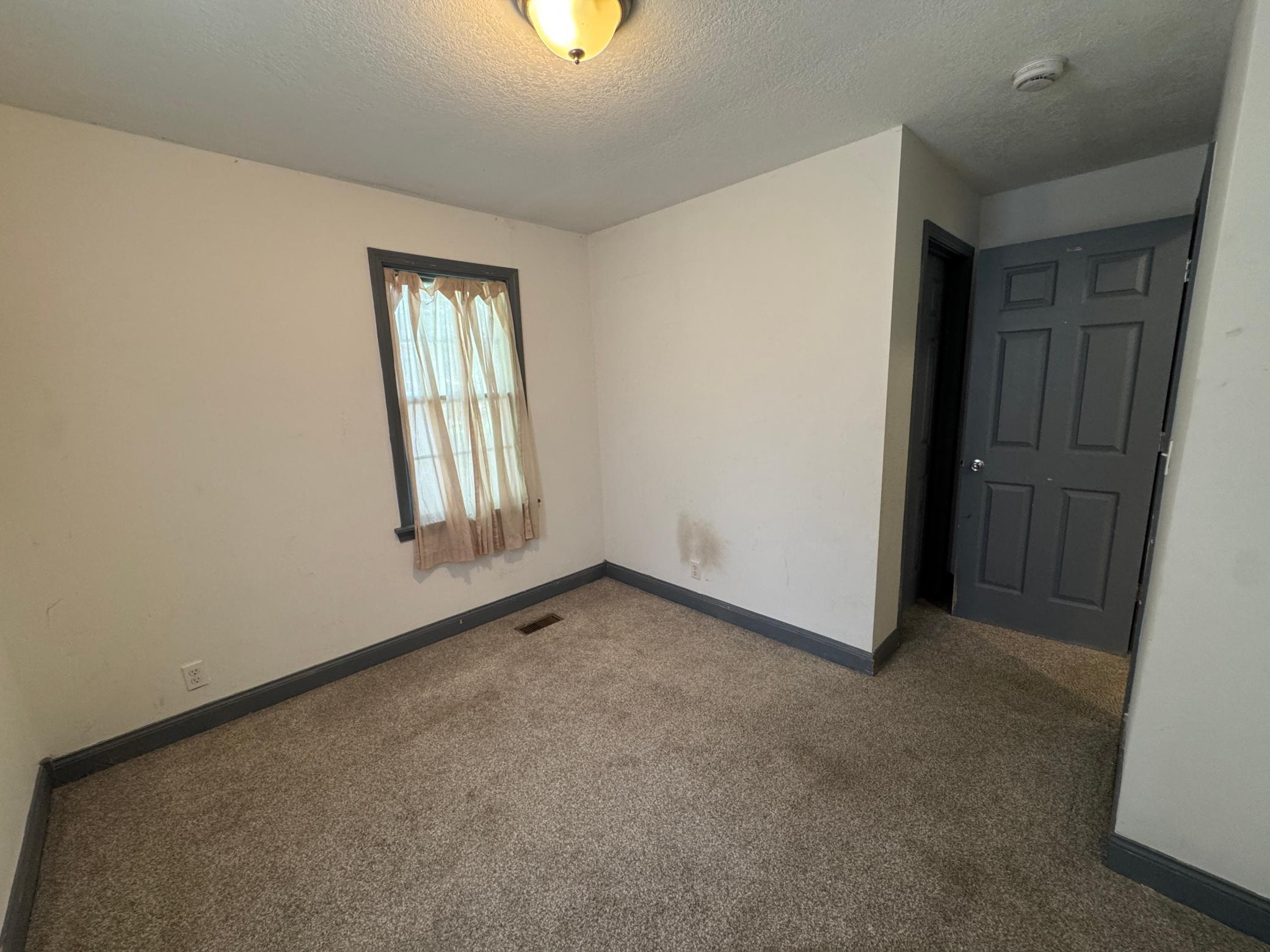 View of Residential at 878 Monroe Court, Saint Paul MN 55102, Saint Paul (17 of 23) - Mike Wilen | Minnesota Team Real Estate