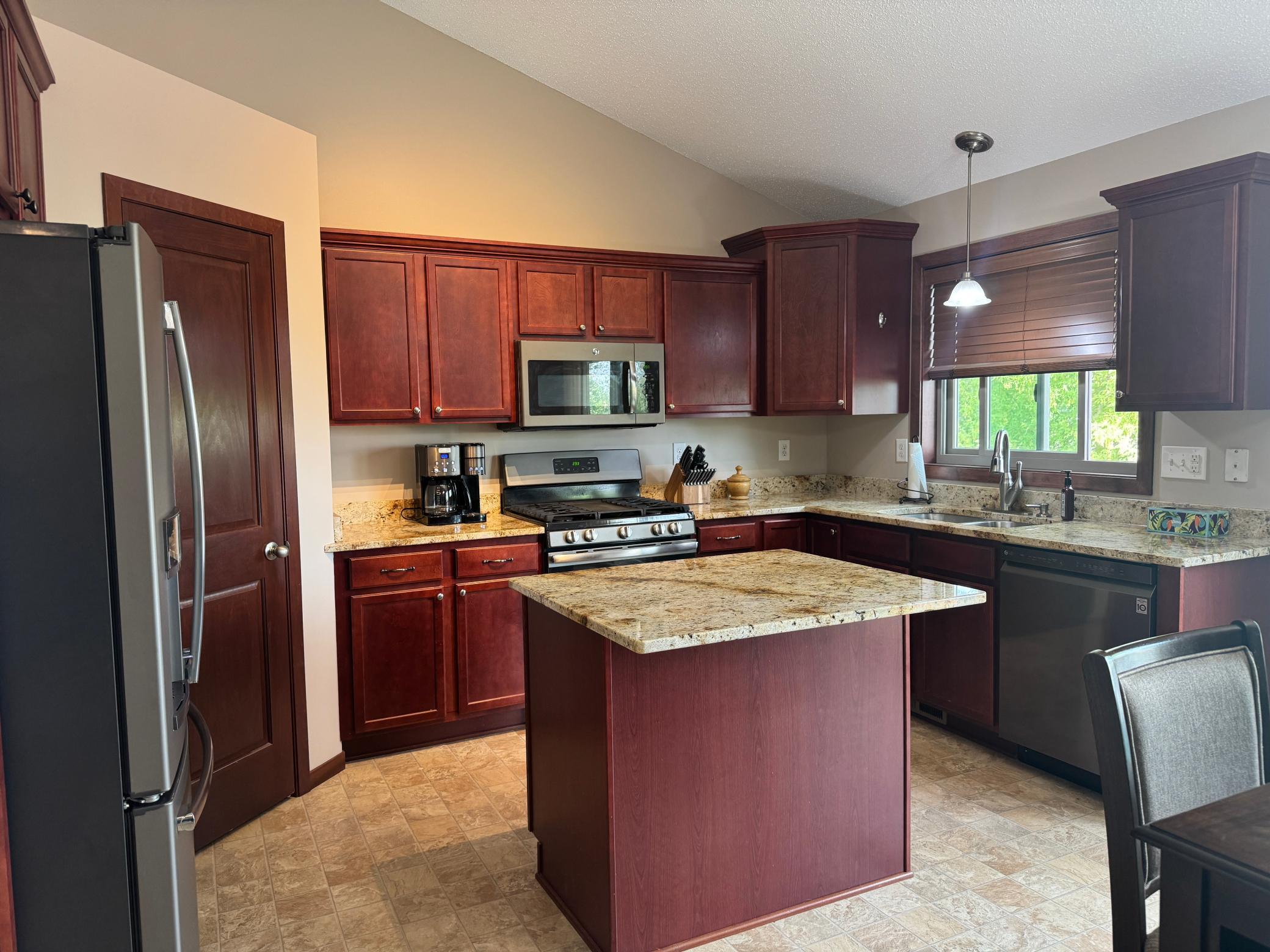View of Residential at 7442 Large Avenue, Albertville MN 55301, Albertville (18 of 63) - Mike Wilen | Minnesota Team Real Estate