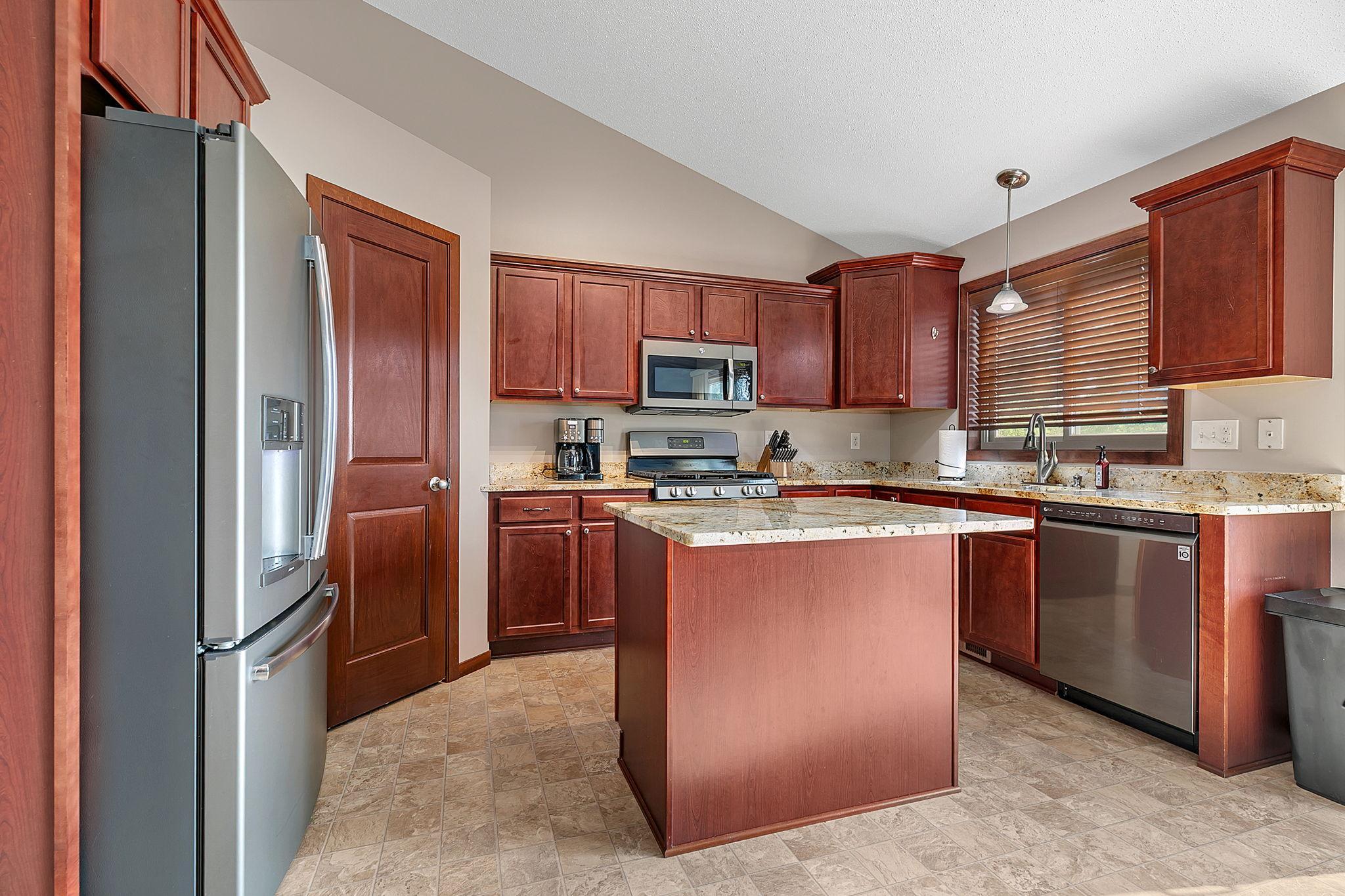 View of Residential at 7442 Large Avenue, Albertville MN 55301, Albertville (11 of 36) - Mike Wilen | Minnesota Team Real Estate