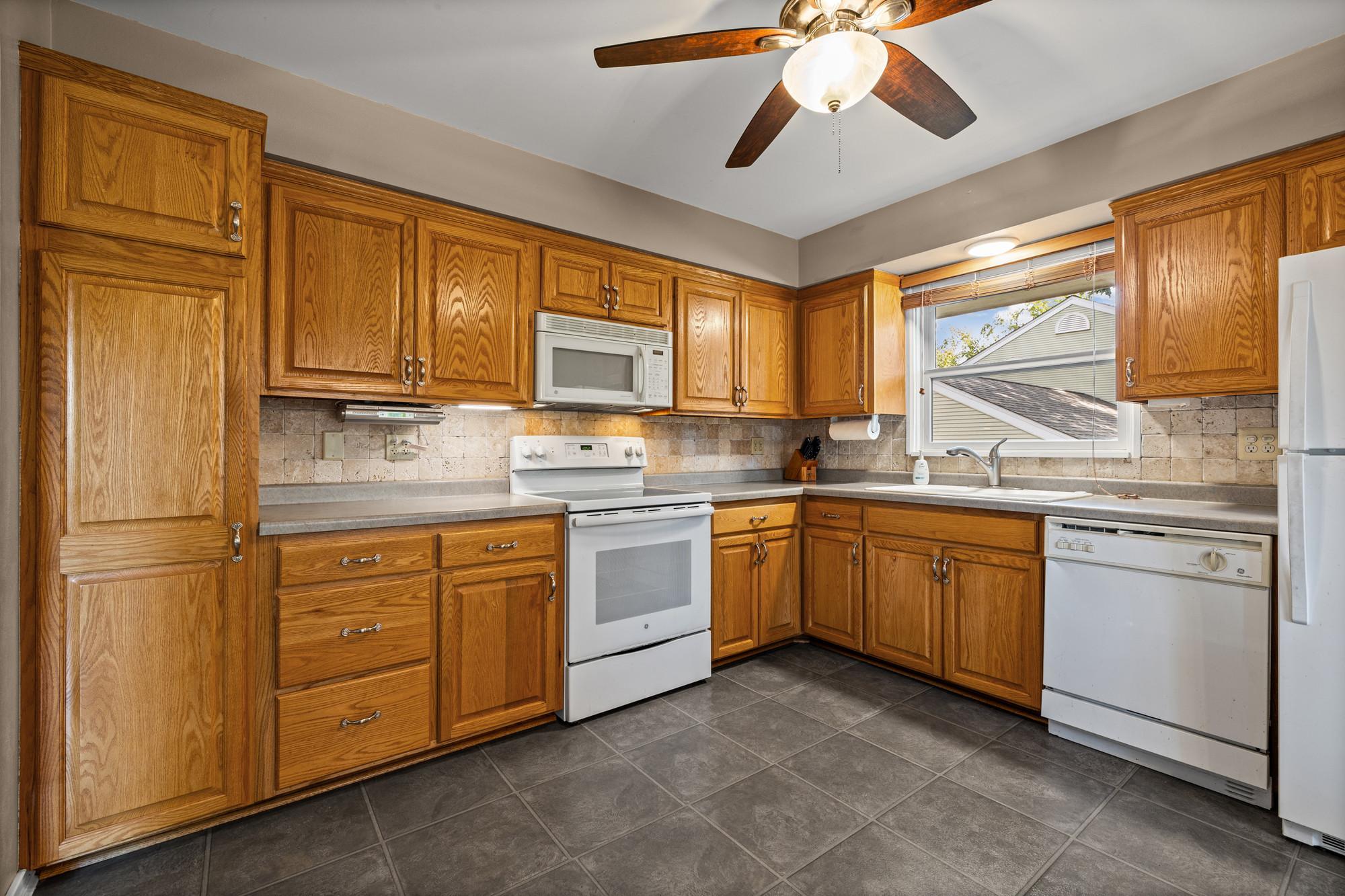 View of Residential at 5233 105th Street, Bloomington MN 55437, Bloomington (16 of 61) - Mike Wilen | Minnesota Team Real Estate