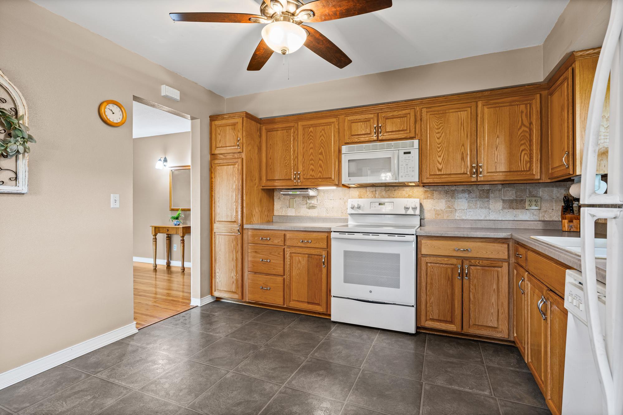 View of Residential at 5233 105th Street, Bloomington MN 55437, Bloomington (13 of 61) - Mike Wilen | Minnesota Team Real Estate