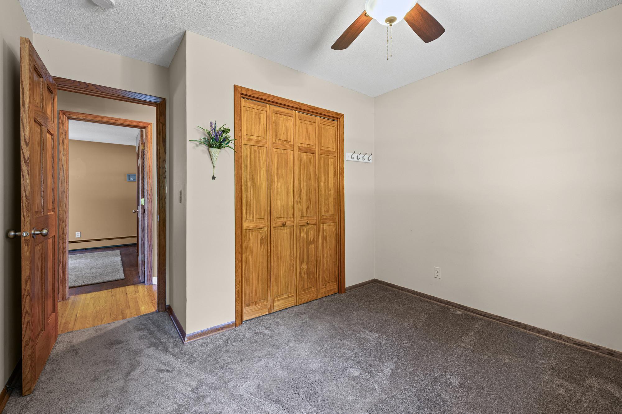 View of Residential at 5233 105th Street, Bloomington MN 55437, Bloomington (38 of 61) - Mike Wilen | Minnesota Team Real Estate