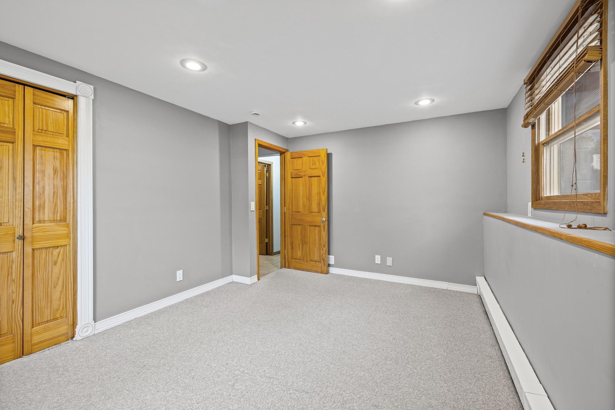 View of Residential at 5233 105th Street, Bloomington MN 55437, Bloomington (53 of 61) - Mike Wilen | Minnesota Team Real Estate
