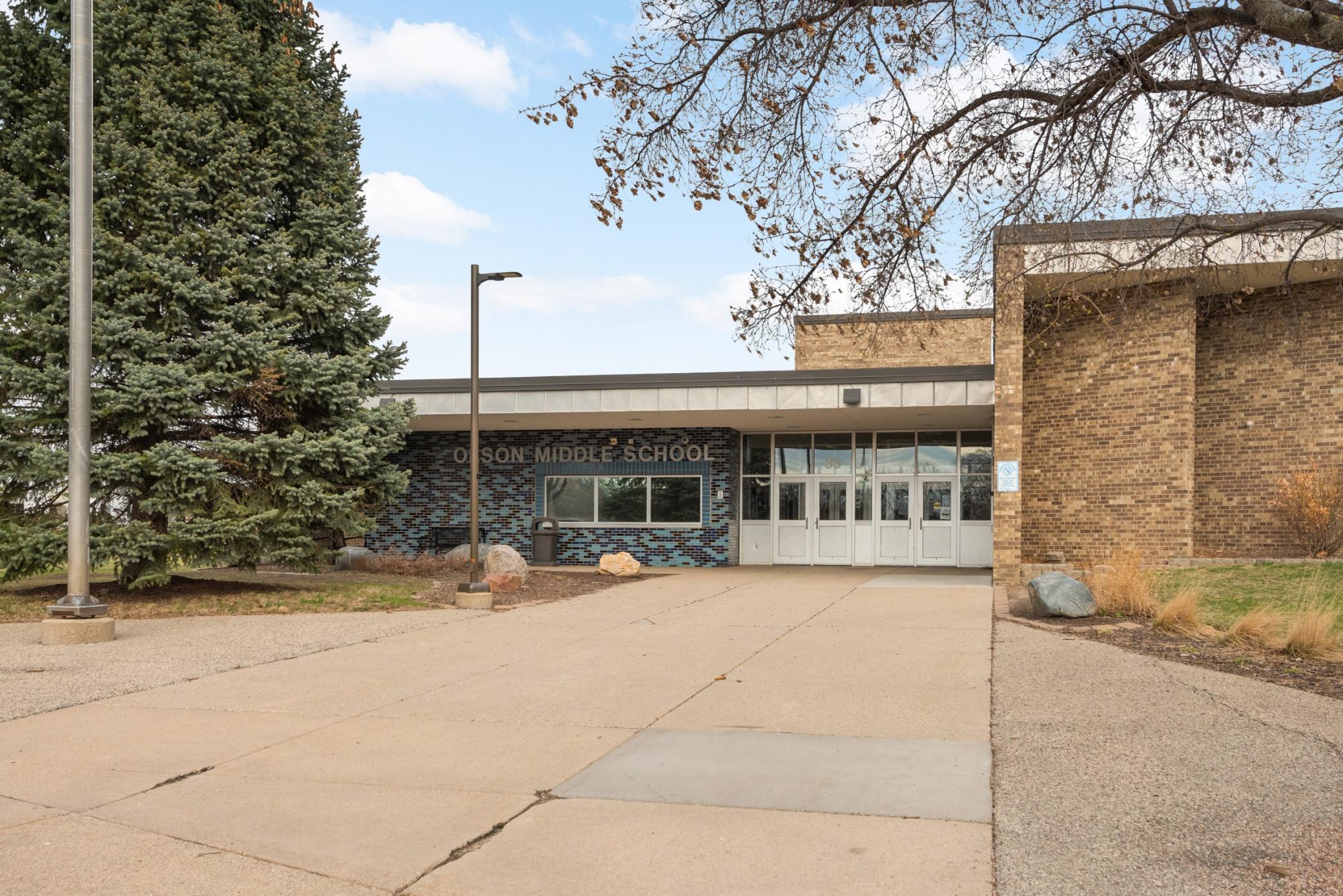 View of Residential at 5233 105th Street, Bloomington MN 55437, Bloomington (57 of 61) - Mike Wilen | Minnesota Team Real Estate