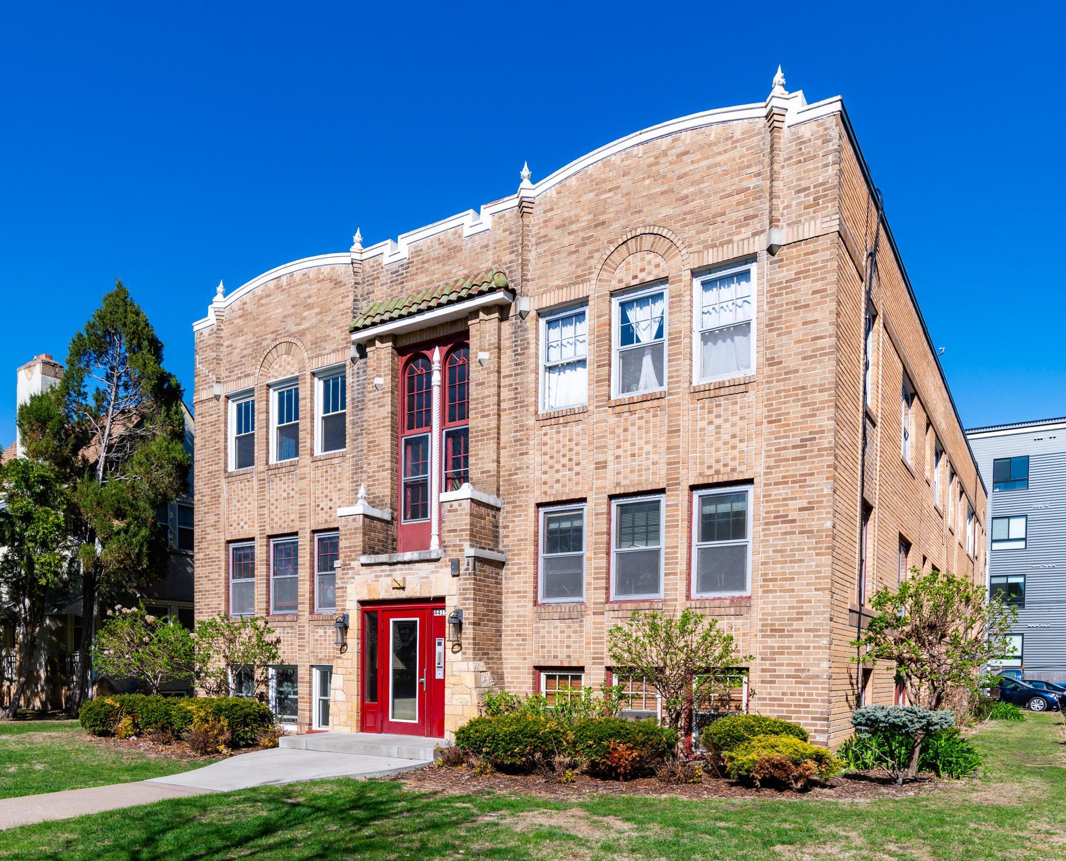 View of Residential at 4415 Chowen Avenue #201, Minneapolis MN 55410, Minneapolis (2 of 21) - Mike Wilen | Minnesota Team Real Estate