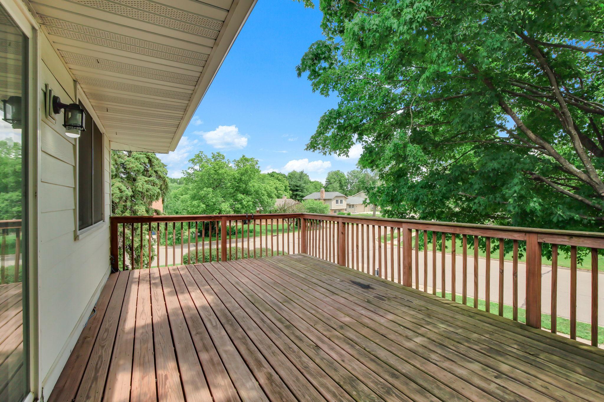 View of Residential at 10400 Decatur Avenue, Bloomington MN 55438, Bloomington (31 of 36) - Mike Wilen | Minnesota Team Real Estate