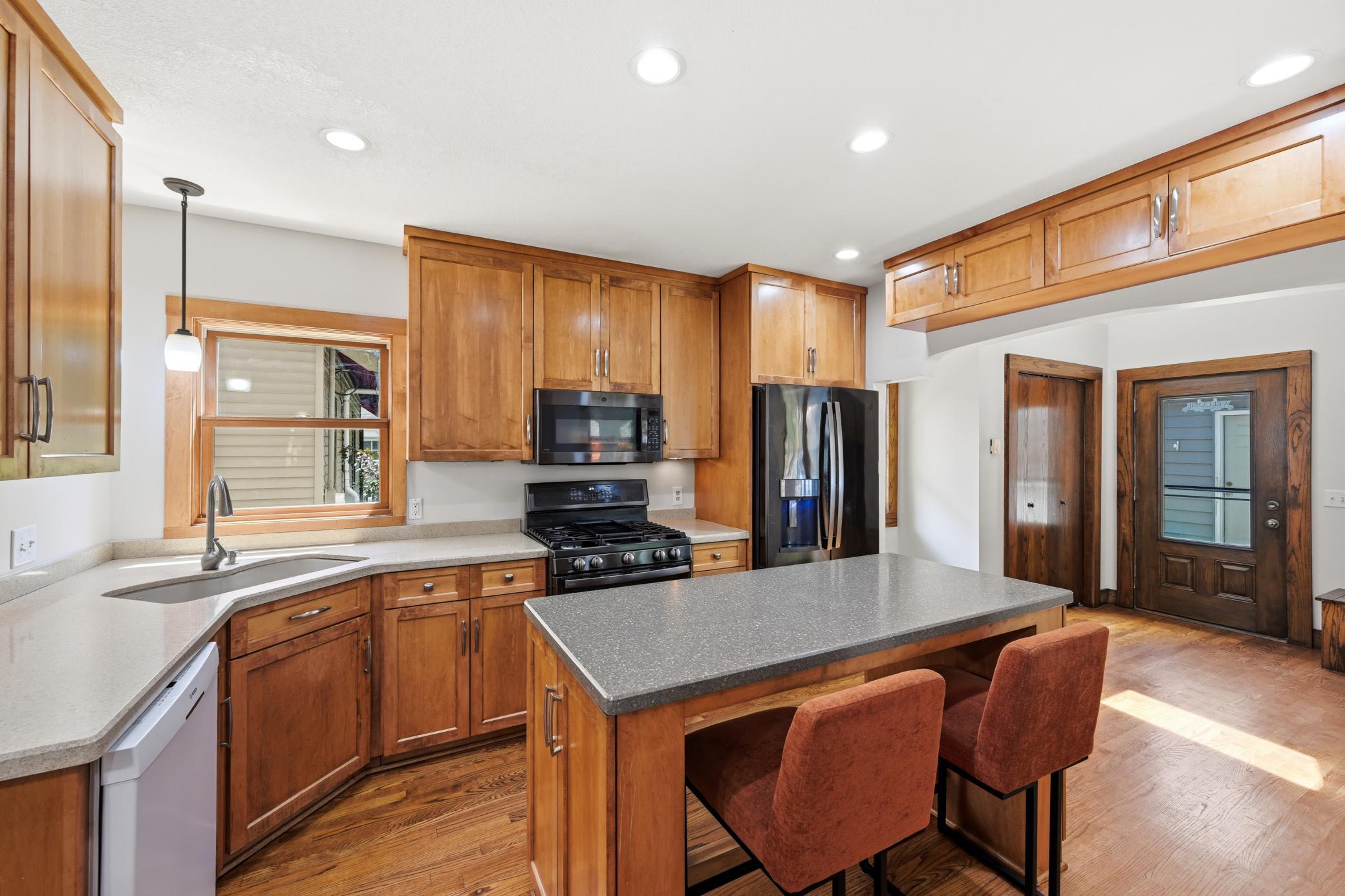 View of Residential at 2900 Webster Avenue, Saint Louis Park MN 55416, Saint Louis Park (15 of 56) - Mike Wilen | Minnesota Team Real Estate