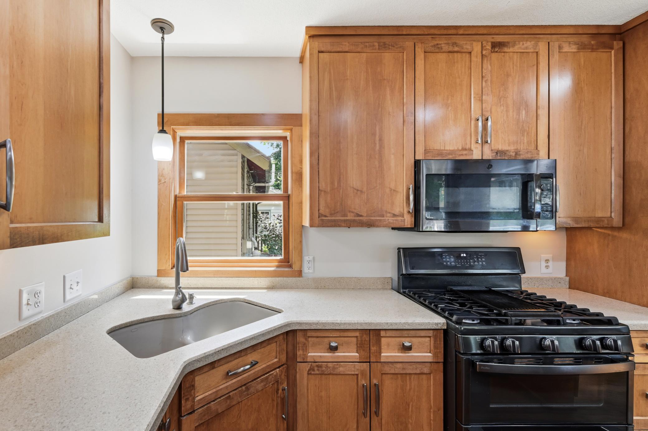 View of Residential at 2900 Webster Avenue, Saint Louis Park MN 55416, Saint Louis Park (20 of 56) - Mike Wilen | Minnesota Team Real Estate