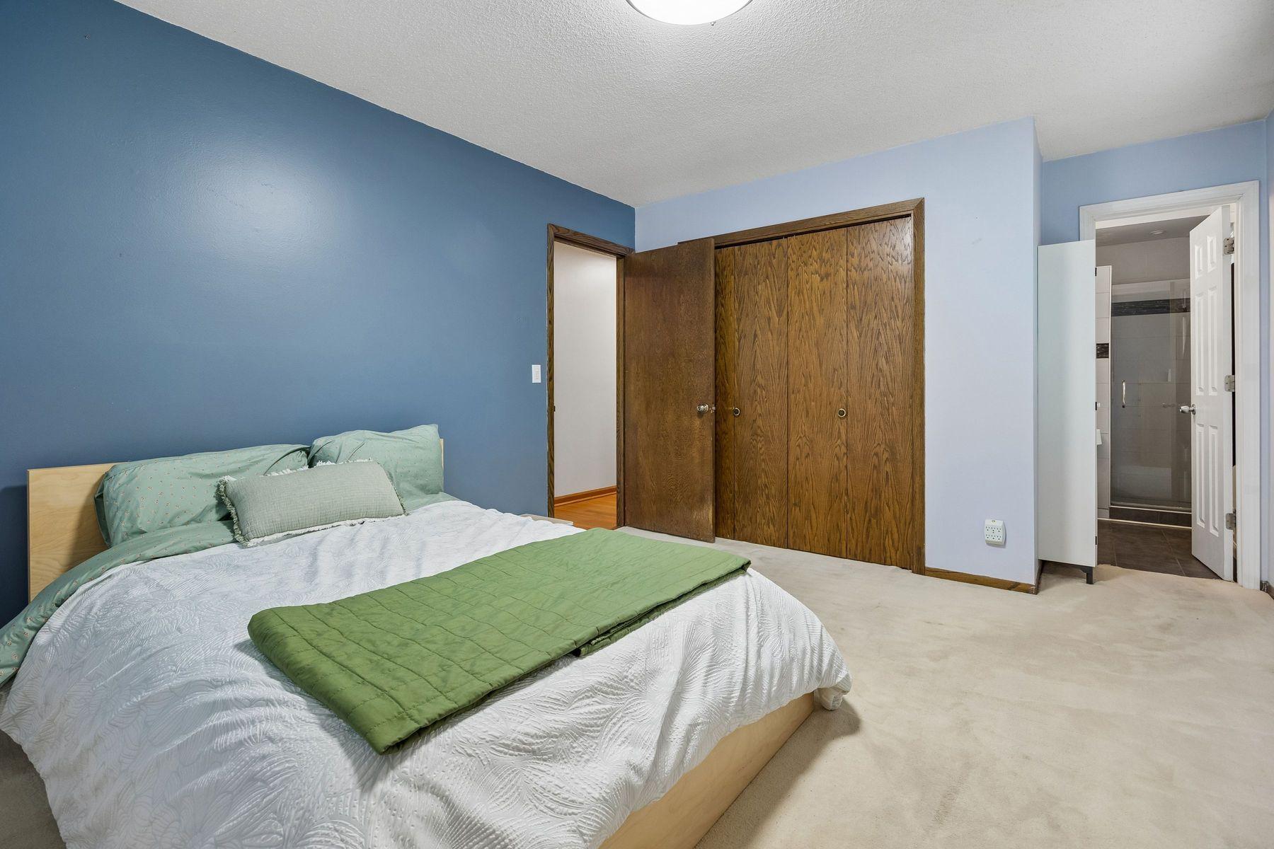 View of Residential at 5900 Saint Johns Avenue, Edina MN 55424, Edina (12 of 25) - Mike Wilen | Minnesota Team Real Estate
