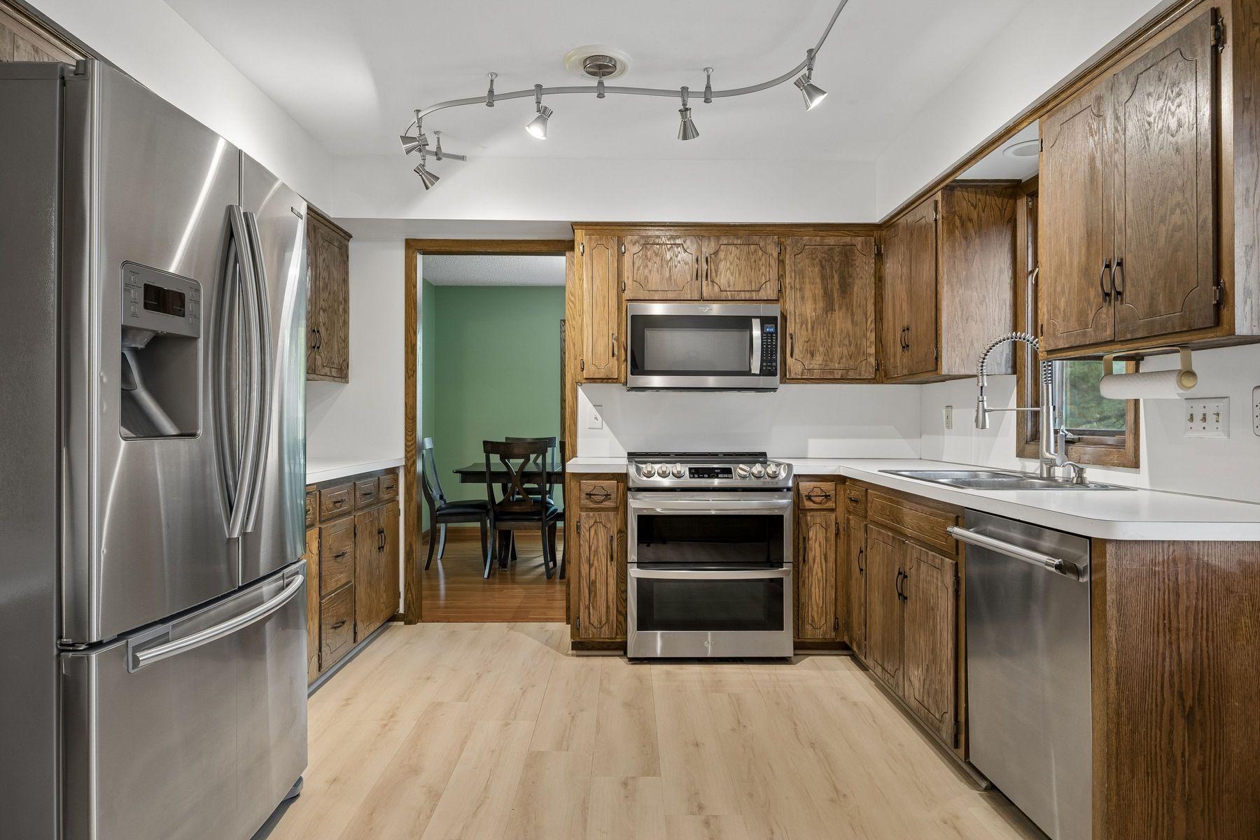View of Residential at 5900 Saint Johns Avenue, Edina MN 55424, Edina (9 of 25) - Mike Wilen | Minnesota Team Real Estate