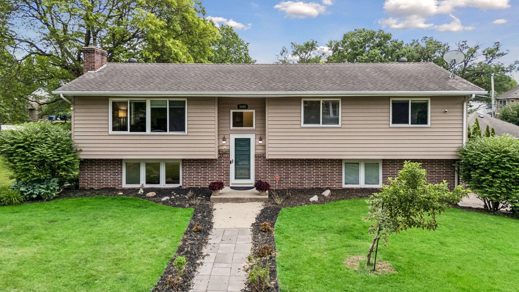 View of Residential at 5900 Saint Johns Avenue, Edina MN 55424, Edina (2 of 25) - Mike Wilen | Minnesota Team Real Estate