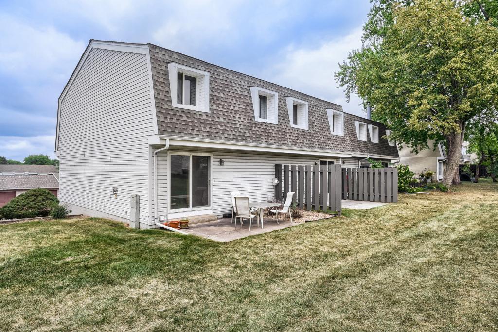 View of Residential at 2342 Dorland Place, Maplewood MN 55119, Maplewood (20 of 21) - Mike Wilen | Minnesota Team Real Estate