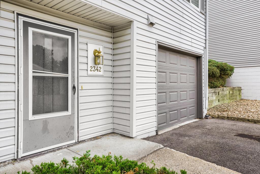 View of Residential at 2342 Dorland Place, Maplewood MN 55119, Maplewood (2 of 21) - Mike Wilen | Minnesota Team Real Estate