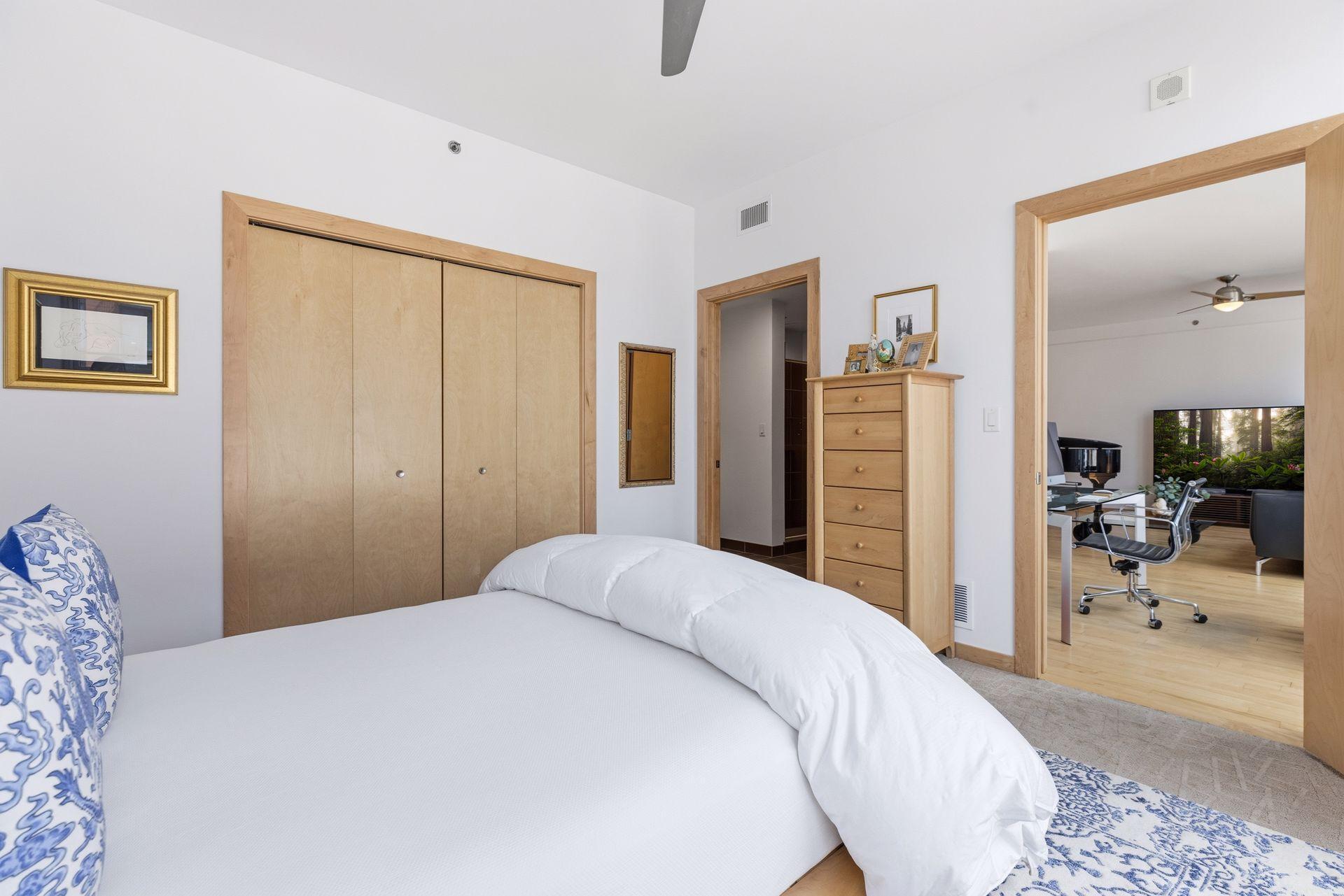 View of Residential at 215 10th Avenue #435, Minneapolis MN 55415, Minneapolis (22 of 79) - Mike Wilen | Minnesota Team Real Estate