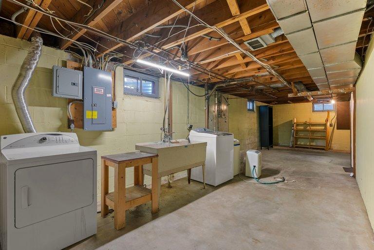 View of Residential at 4529 Beard Avenue, Robbinsdale MN 55422, Robbinsdale (32 of 46) - Mike Wilen | Minnesota Team Real Estate