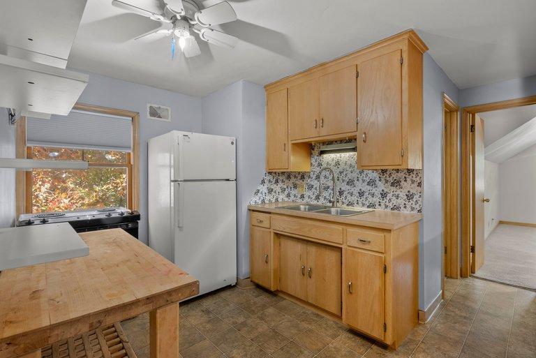 View of Residential at 4529 Beard Avenue, Robbinsdale MN 55422, Robbinsdale (23 of 46) - Mike Wilen | Minnesota Team Real Estate