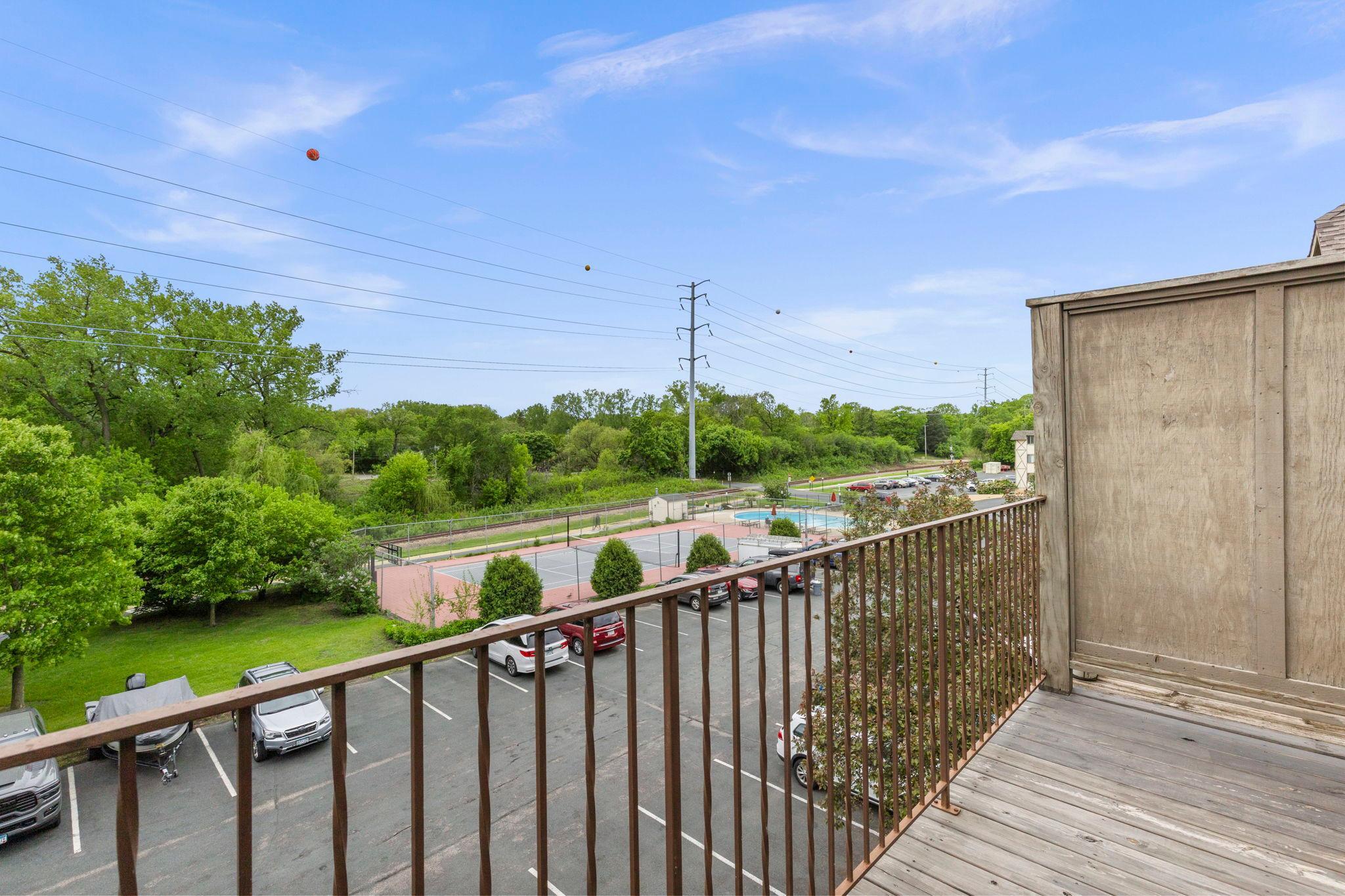 View of Residential at 1304 Medicine Lake Drive #308, Plymouth MN 55441, Plymouth (12 of 24) - Mike Wilen | Minnesota Team Real Estate