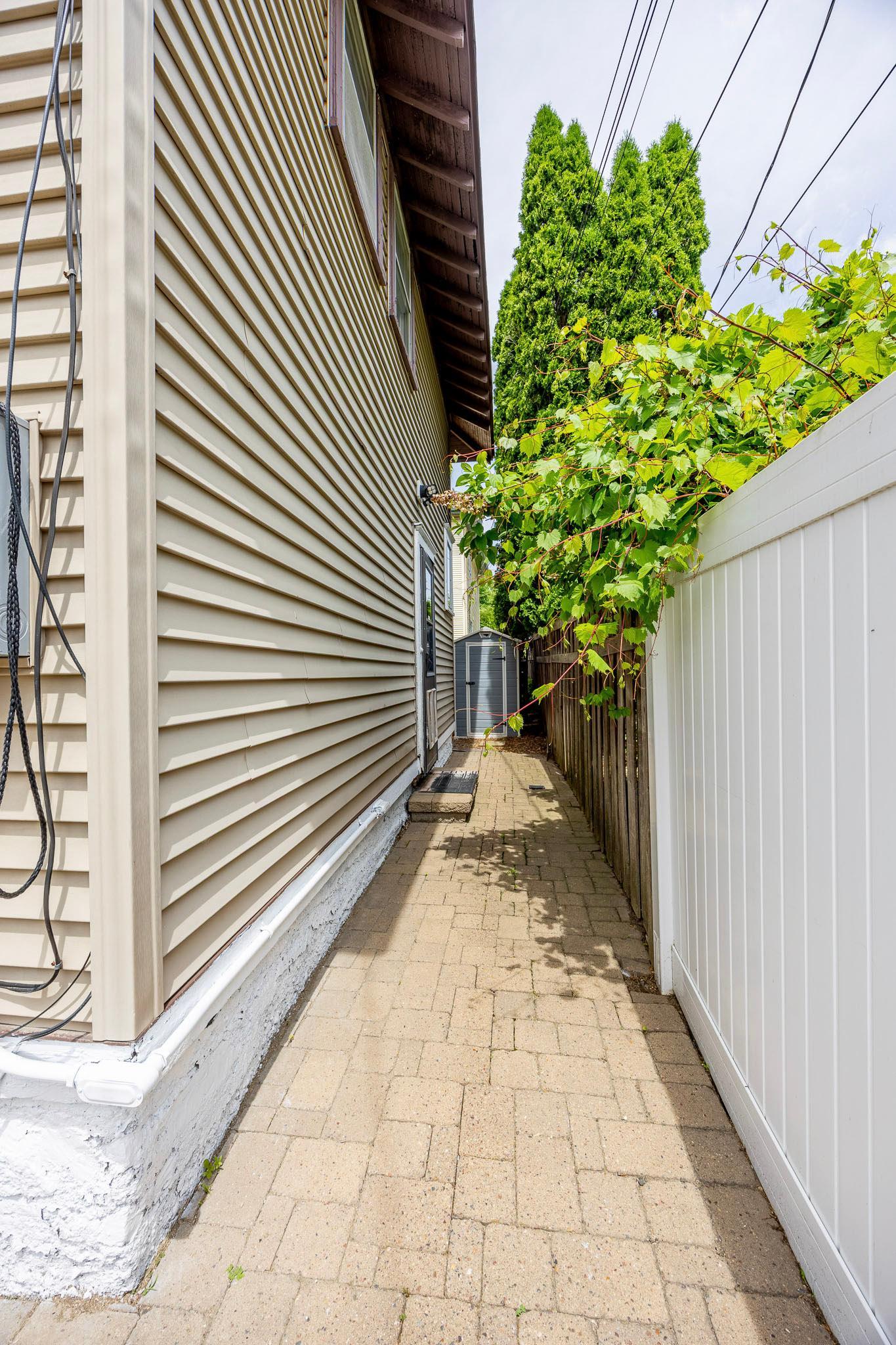 View of Residential at 148 Wilder Street, Saint Paul MN 55104, Saint Paul (48 of 56) - Mike Wilen | Minnesota Team Real Estate