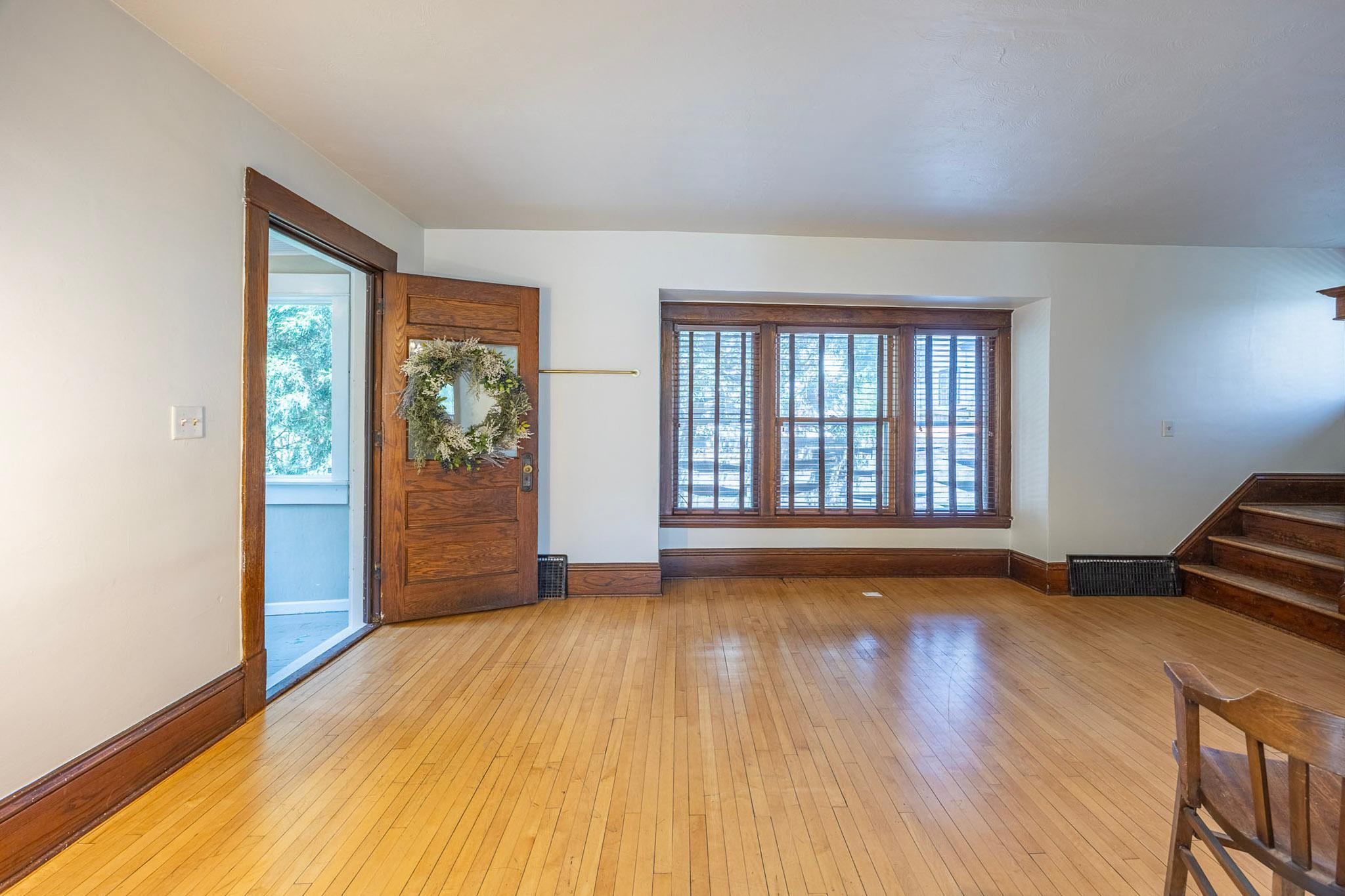 View of Residential at 148 Wilder Street, Saint Paul MN 55104, Saint Paul (13 of 56) - Mike Wilen | Minnesota Team Real Estate