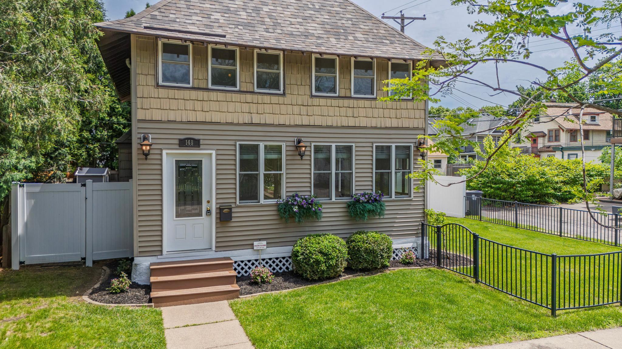 View of Residential at 148 Wilder Street, Saint Paul MN 55104, Saint Paul (4 of 56) - Mike Wilen | Minnesota Team Real Estate
