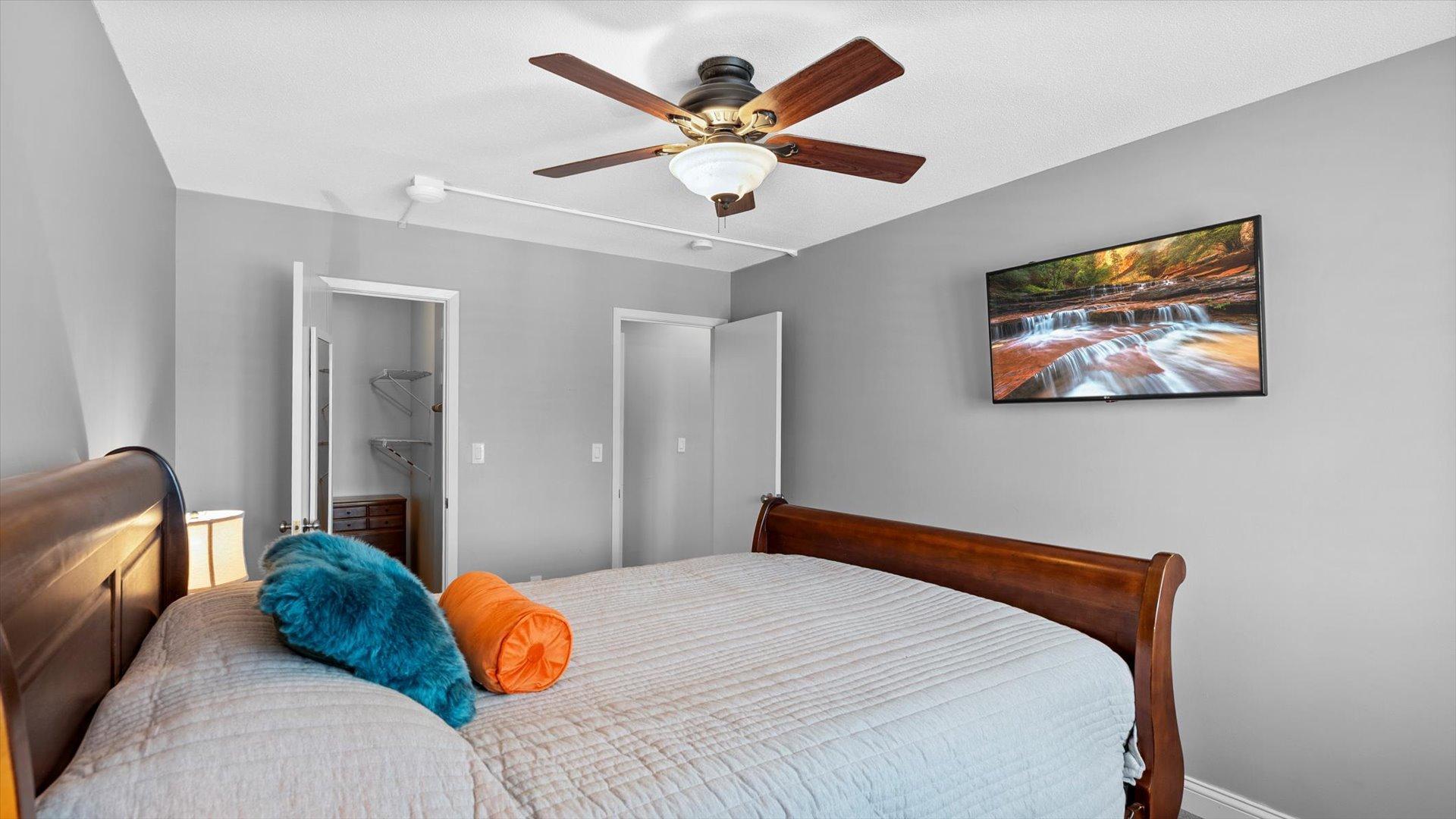 View of Residential at 4397 Wilshire Boulevard #E305, Mound MN 55364, Mound (22 of 53) - Mike Wilen | Minnesota Team Real Estate