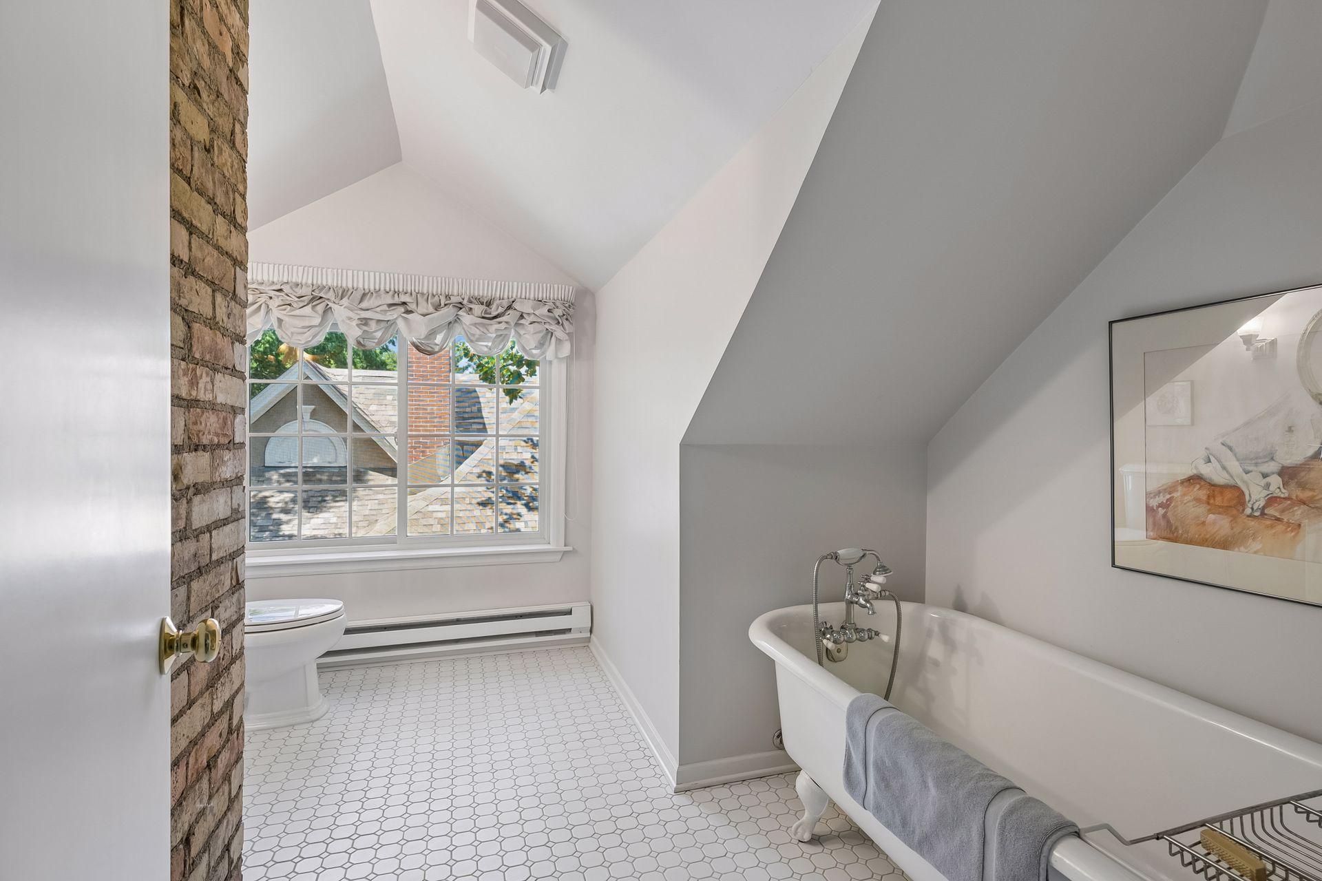View of Residential at 1790 Irving Avenue, Minneapolis MN 55403, Minneapolis (49 of 73) - Mike Wilen | Minnesota Team Real Estate