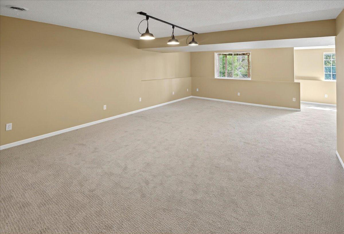 View of Residential at 18576 Euclid Path, Farmington MN 55024, Farmington (27 of 37) - Mike Wilen | Minnesota Team Real Estate