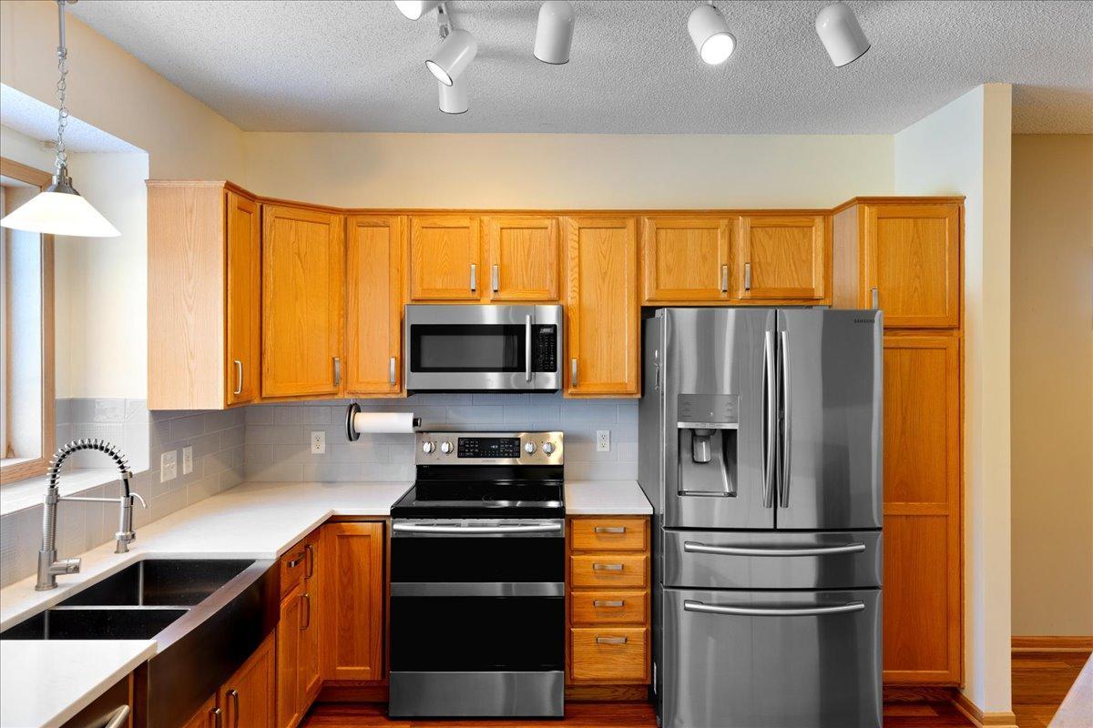 View of Residential at 18576 Euclid Path, Farmington MN 55024, Farmington (7 of 37) - Mike Wilen | Minnesota Team Real Estate