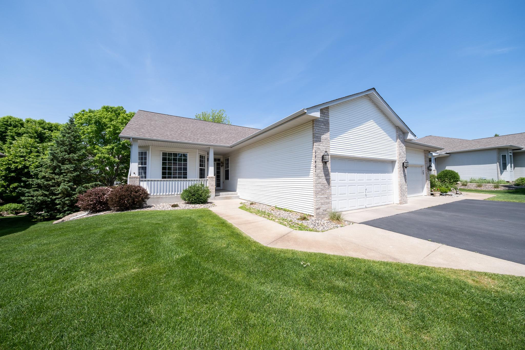 View of Residential at 17461 Haralson Drive, Eden Prairie MN 55347, Eden Prairie (36 of 39) - Mike Wilen | Minnesota Team Real Estate