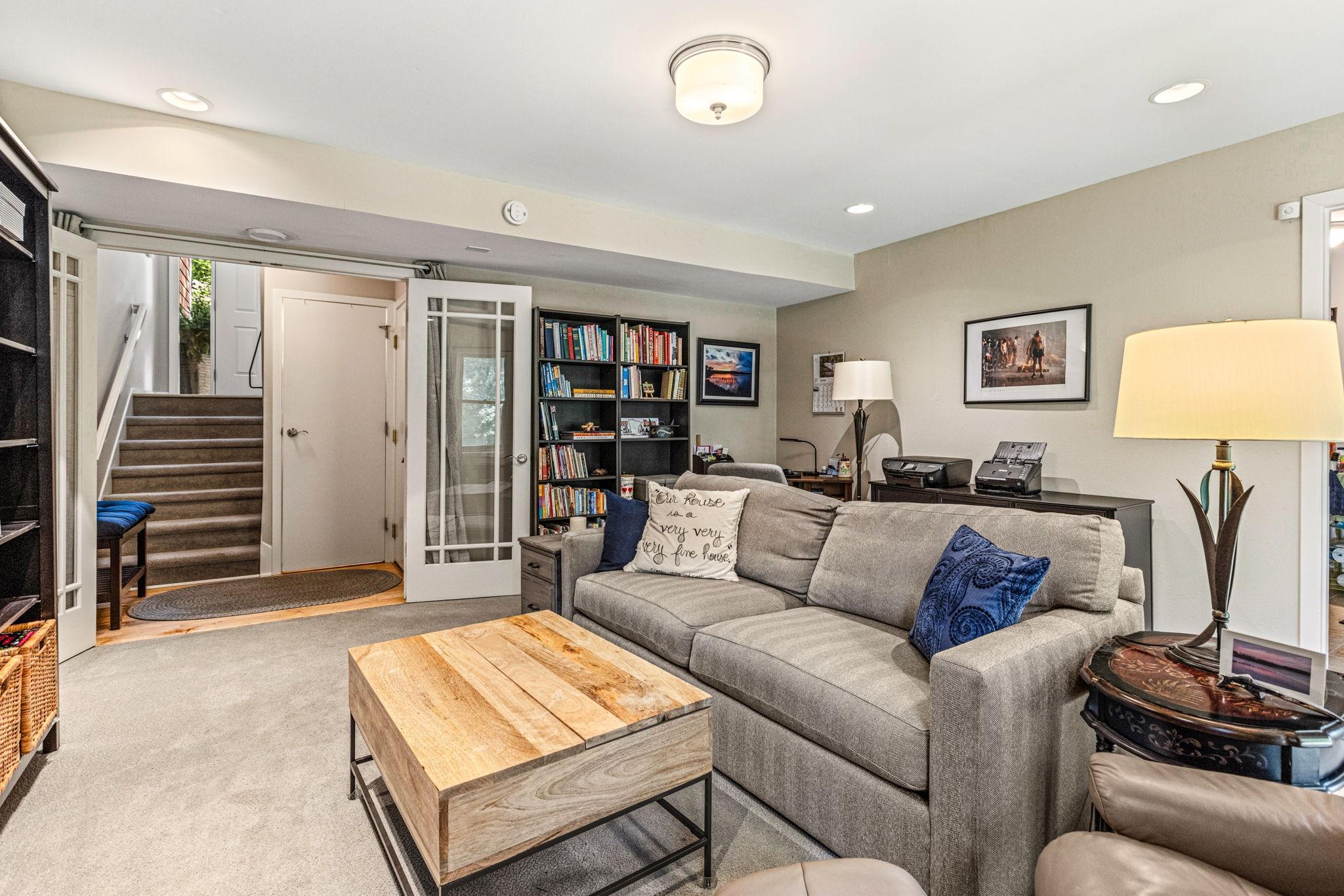 View of Residential at 3447 Saint Louis Avenue, Minneapolis MN 55416, Minneapolis (42 of 53) - Mike Wilen | Minnesota Team Real Estate