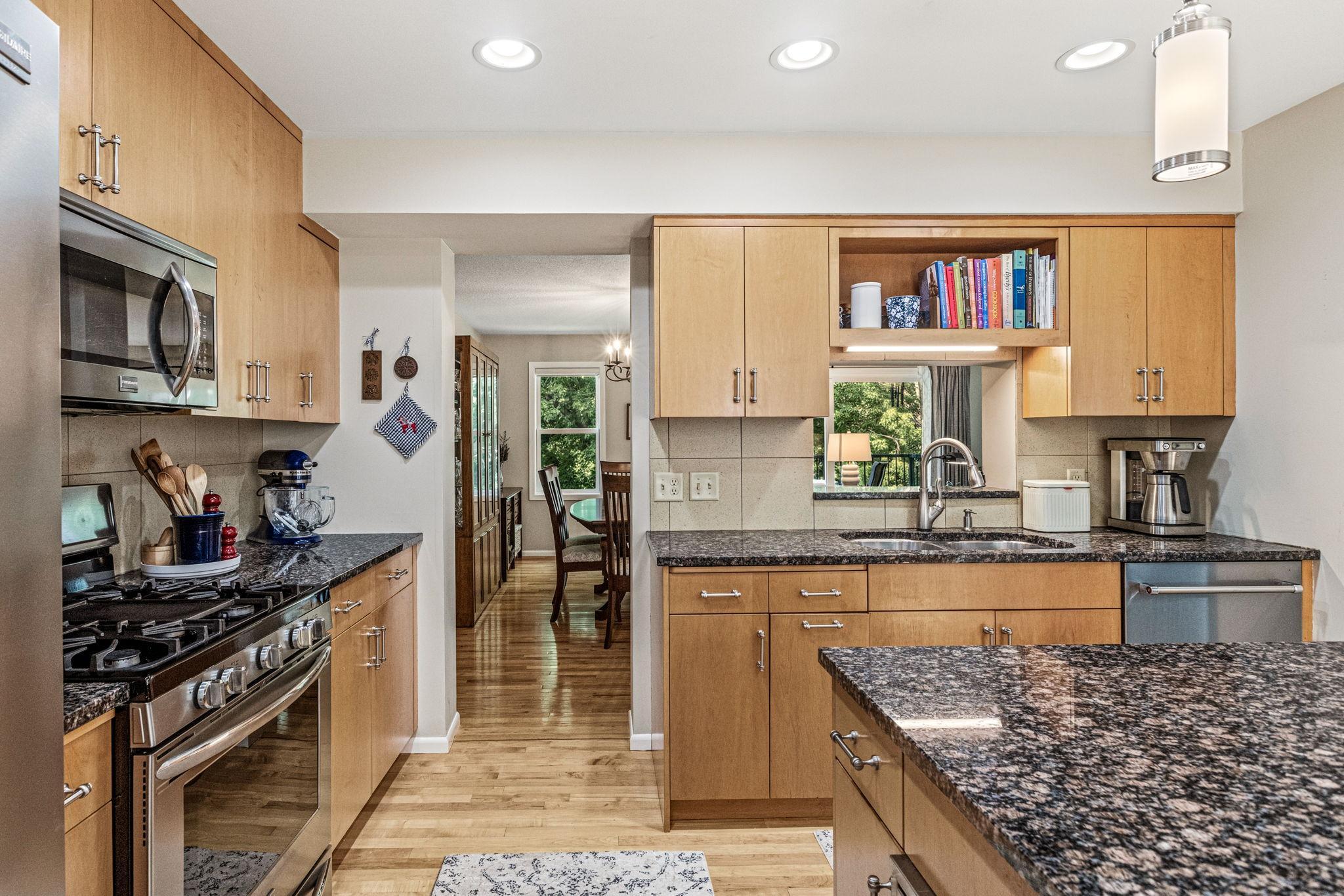 View of Residential at 3447 Saint Louis Avenue, Minneapolis MN 55416, Minneapolis (12 of 53) - Mike Wilen | Minnesota Team Real Estate