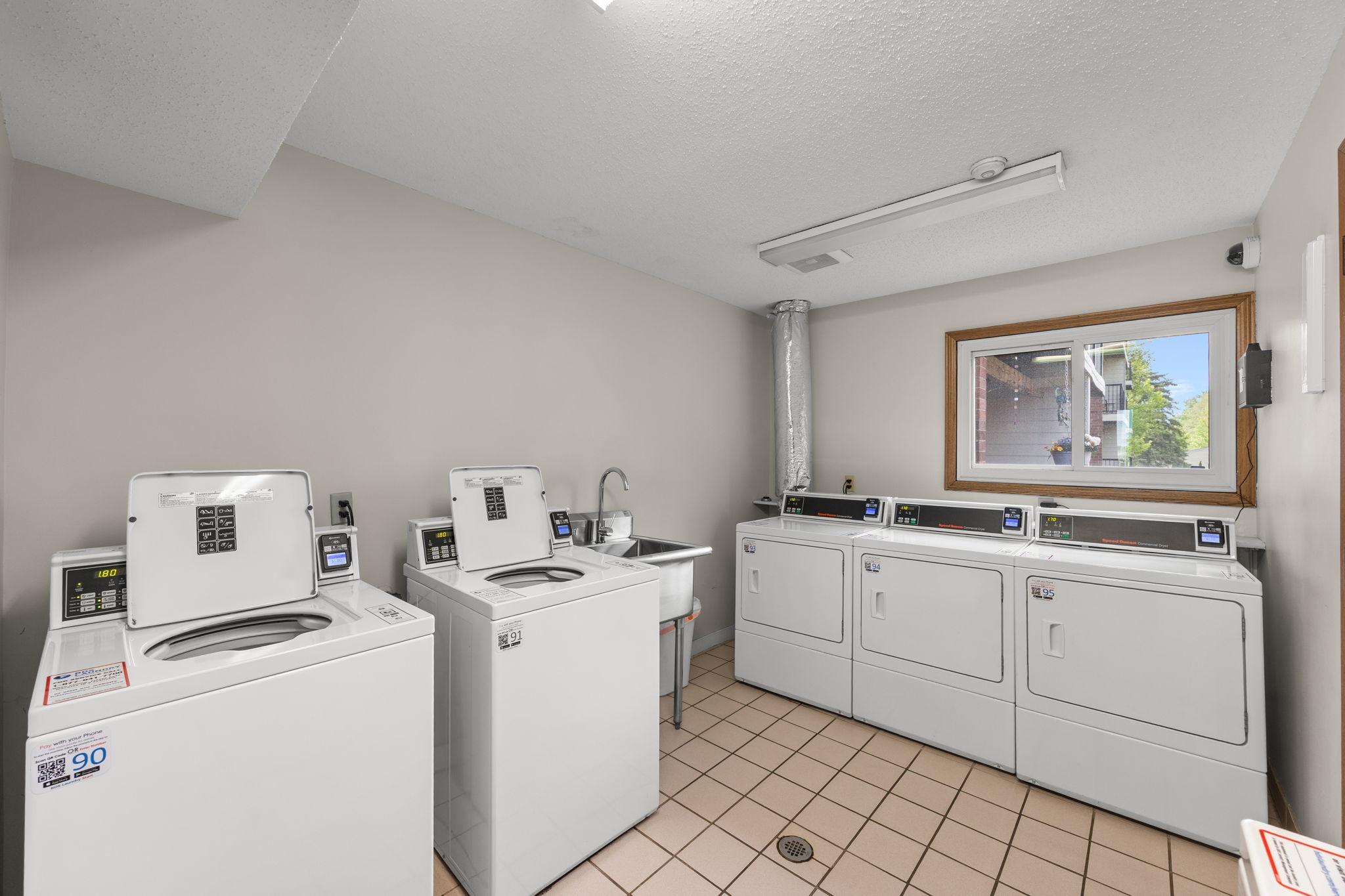 View of Residential at 4 Pine Tree Drive #212, Arden Hills MN 55112, Arden Hills (14 of 18) - Mike Wilen | Minnesota Team Real Estate