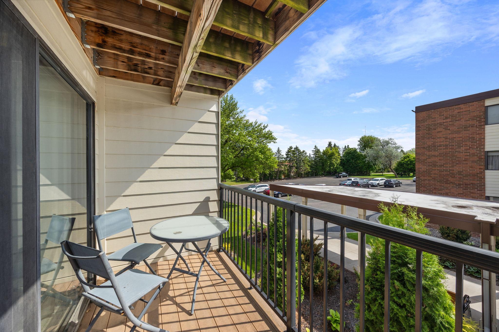 View of Residential at 4 Pine Tree Drive #212, Arden Hills MN 55112, Arden Hills (10 of 18) - Mike Wilen | Minnesota Team Real Estate