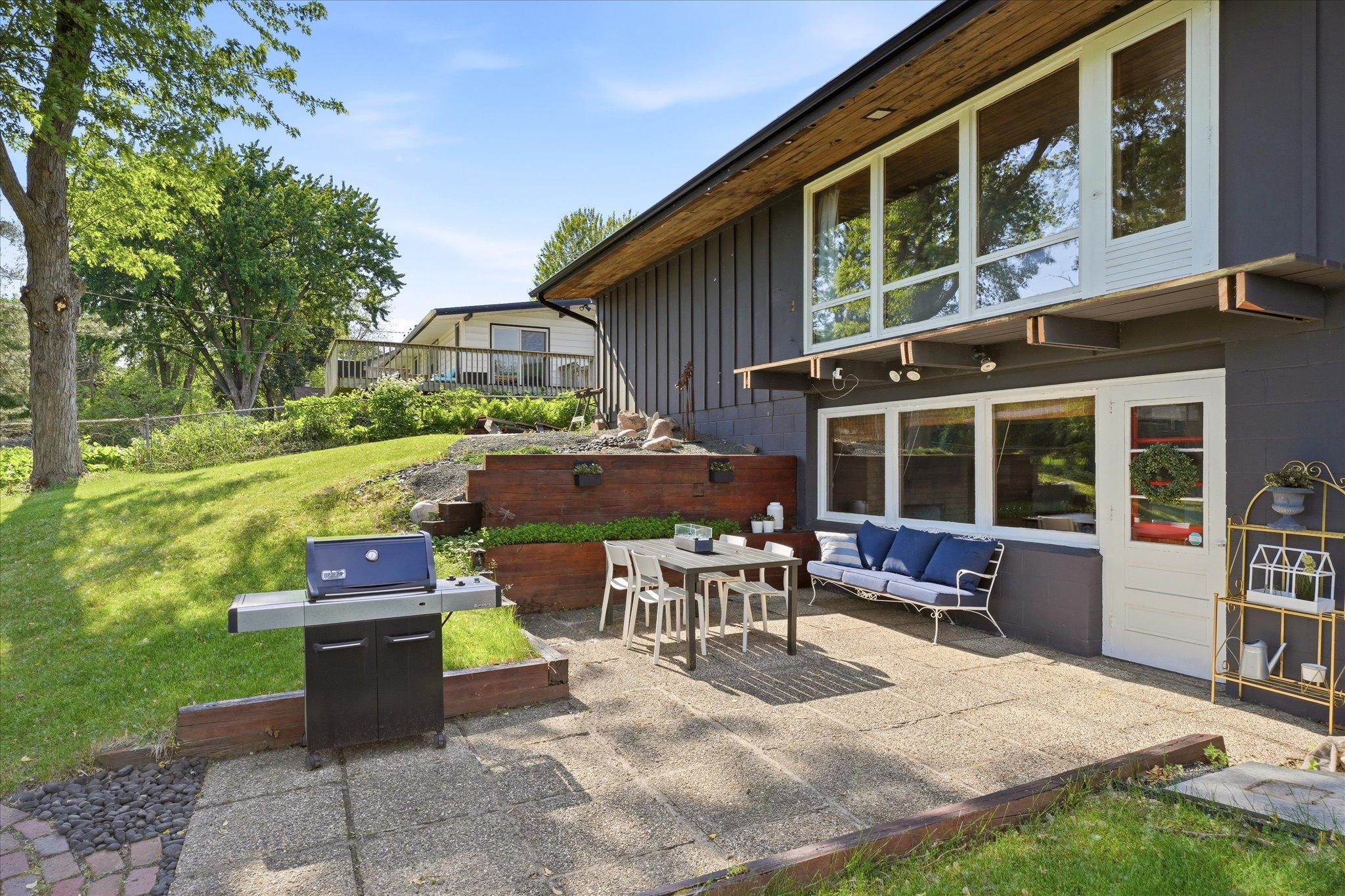 View of Residential at 8015 Wynnwood Road, Golden Valley MN 55427, Golden Valley (40 of 43) - Mike Wilen | Minnesota Team Real Estate