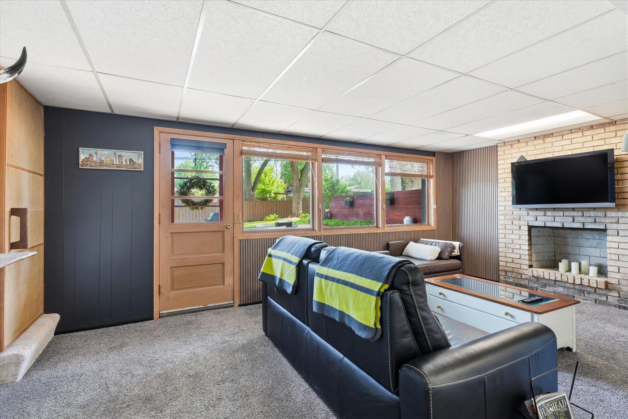 View of Residential at 8015 Wynnwood Road, Golden Valley MN 55427, Golden Valley (27 of 43) - Mike Wilen | Minnesota Team Real Estate