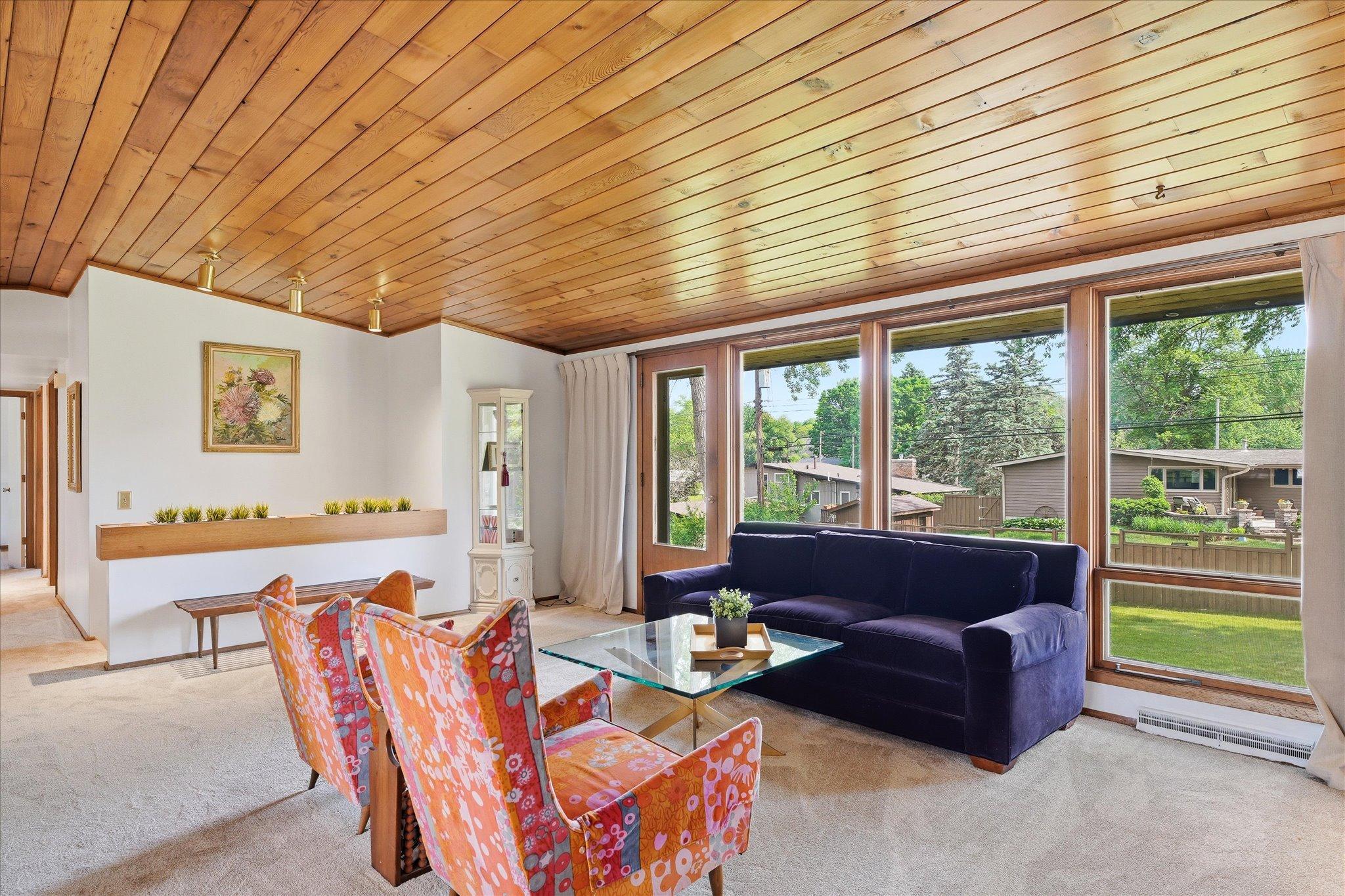 View of Residential at 8015 Wynnwood Road, Golden Valley MN 55427, Golden Valley (10 of 43) - Mike Wilen | Minnesota Team Real Estate