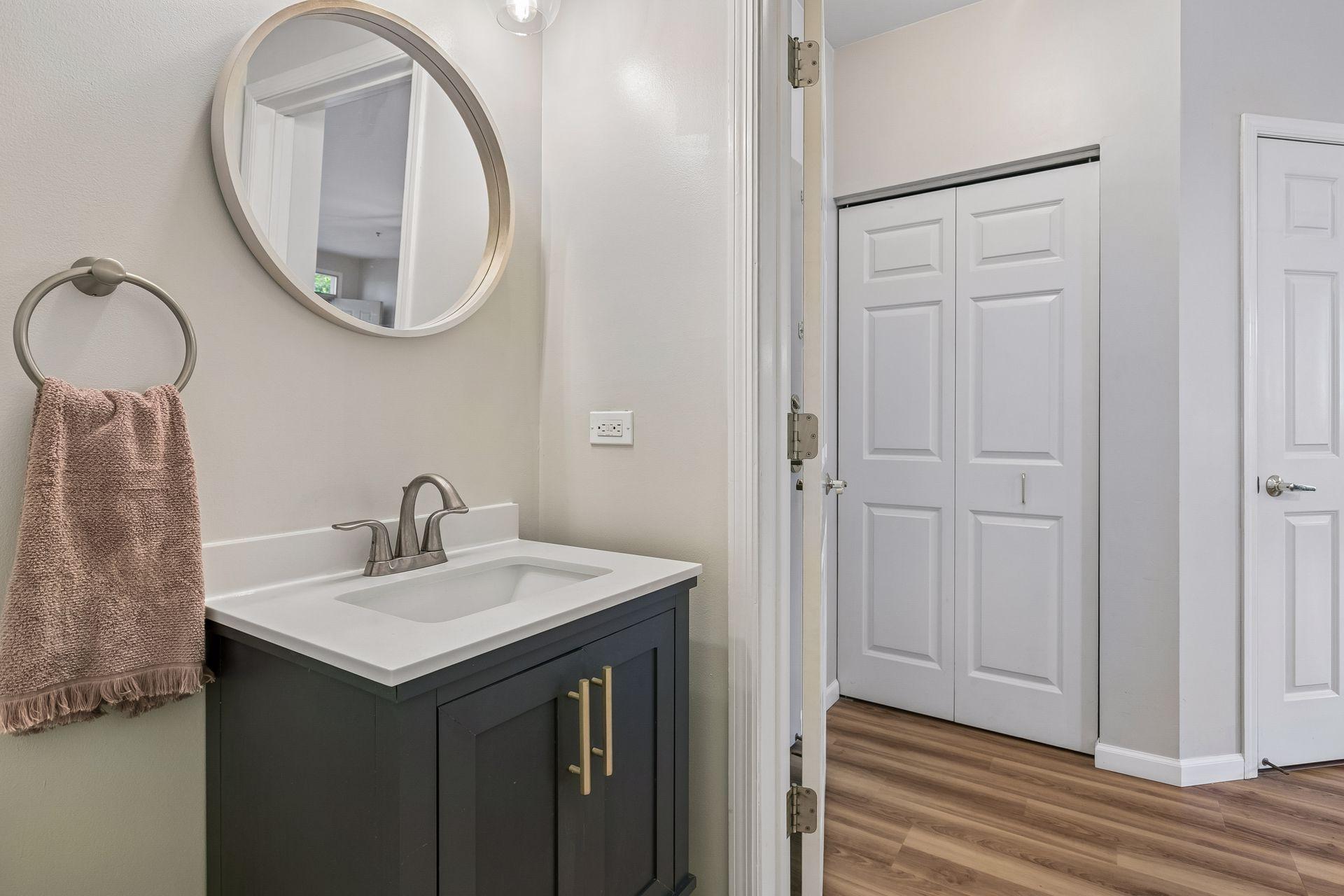 View of Residential at 660 2nd Street #118, Minneapolis MN 55401, Minneapolis (22 of 50) - Mike Wilen | Minnesota Team Real Estate