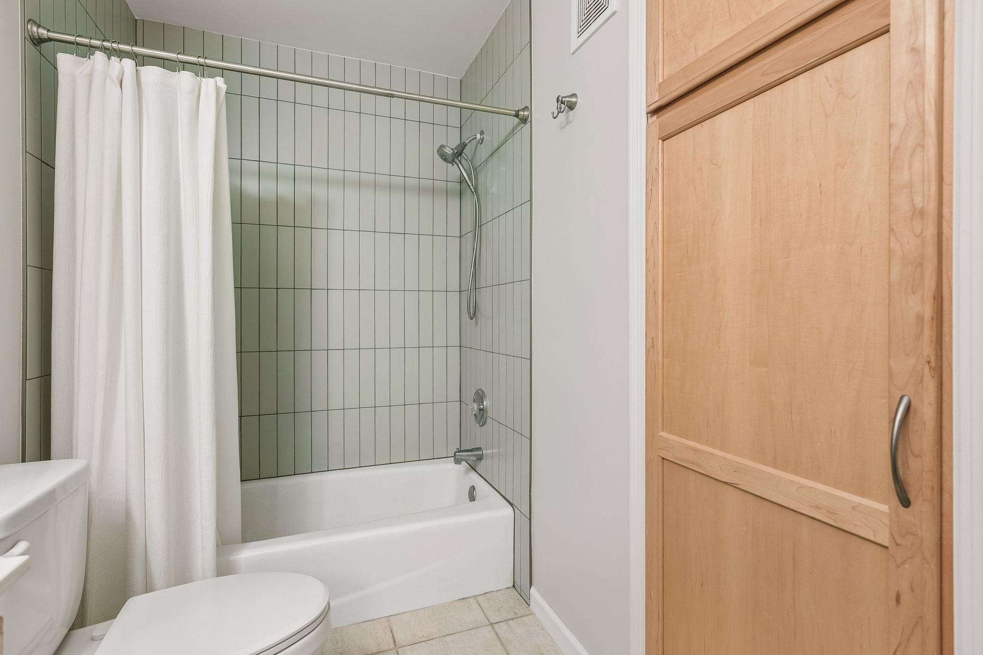 View of Residential at 660 2nd Street #118, Minneapolis MN 55401, Minneapolis (29 of 50) - Mike Wilen | Minnesota Team Real Estate