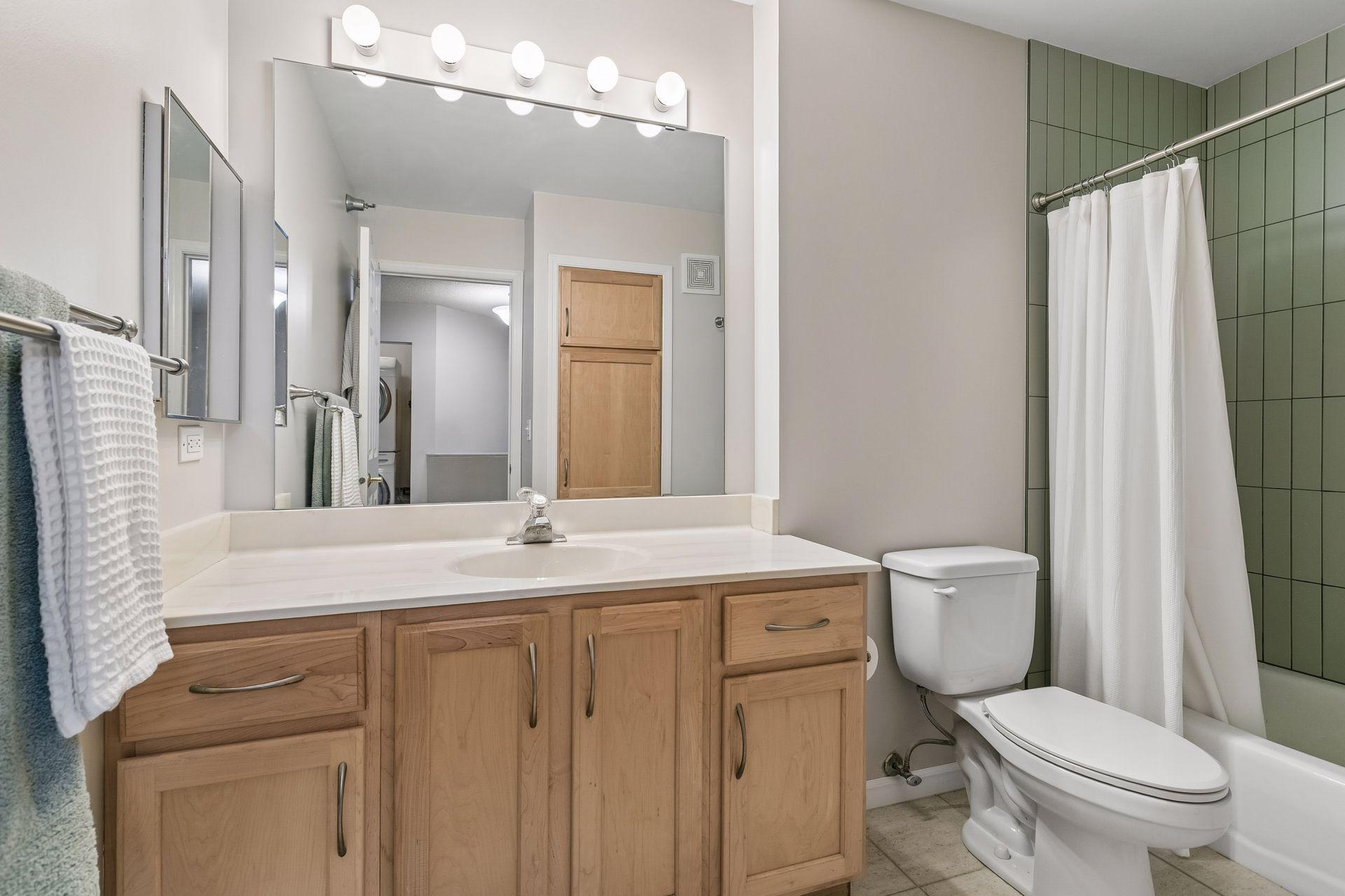 View of Residential at 660 2nd Street #118, Minneapolis MN 55401, Minneapolis (28 of 50) - Mike Wilen | Minnesota Team Real Estate