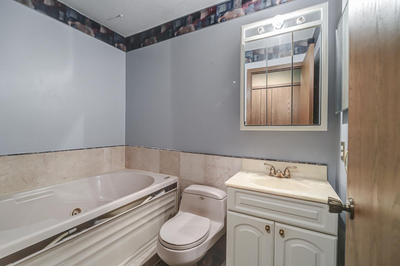 View of Residential at 1601 Cohansey Street #204, Saint Paul MN 55117, Saint Paul (24 of 38) - Mike Wilen | Minnesota Team Real Estate
