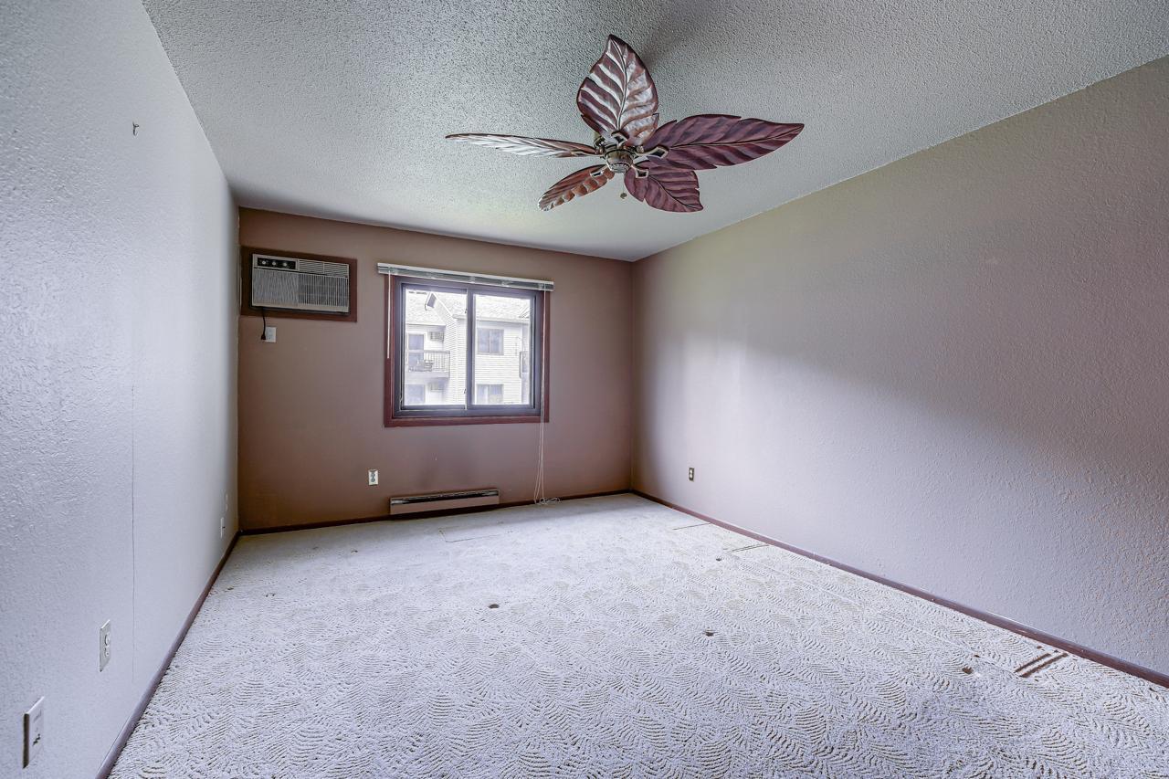 View of Residential at 1601 Cohansey Street #204, Saint Paul MN 55117, Saint Paul (19 of 38) - Mike Wilen | Minnesota Team Real Estate