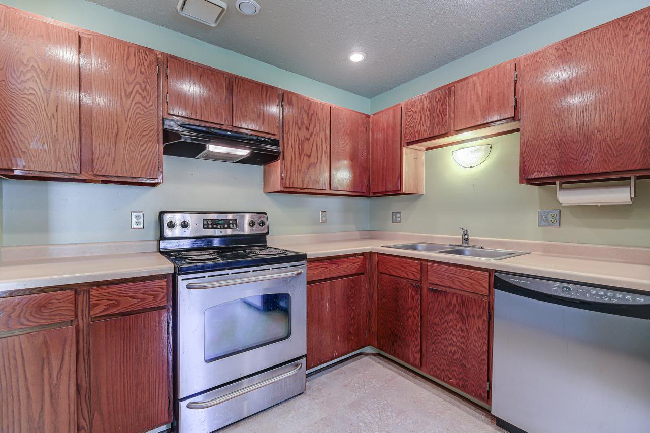 View of Residential at 1601 Cohansey Street #204, Saint Paul MN 55117, Saint Paul (10 of 38) - Mike Wilen | Minnesota Team Real Estate