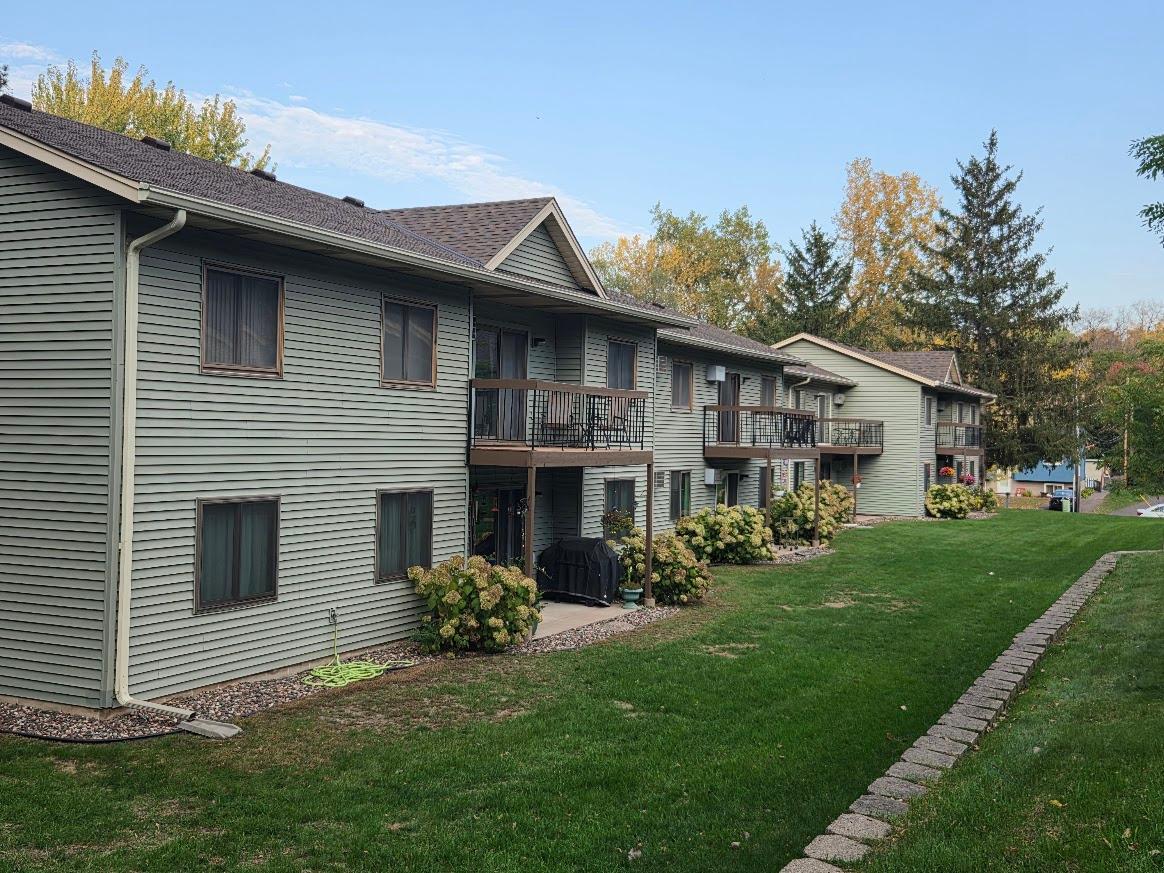 View of Residential at 1601 Cohansey Street #204, Saint Paul MN 55117, Saint Paul (31 of 41) - Mike Wilen | Minnesota Team Real Estate