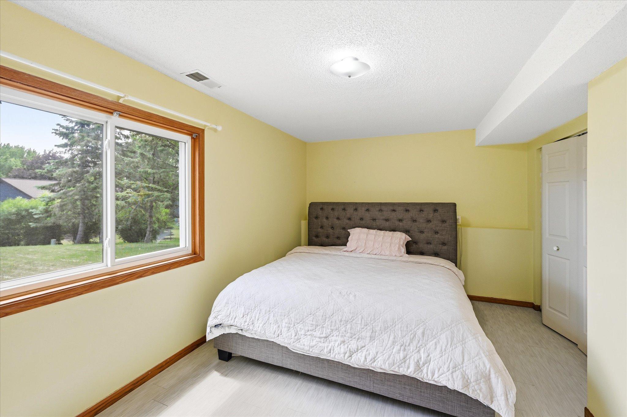 View of Residential at 4516 Whitetail Way, Eagan MN 55123, Eagan (37 of 47) - Mike Wilen | Minnesota Team Real Estate