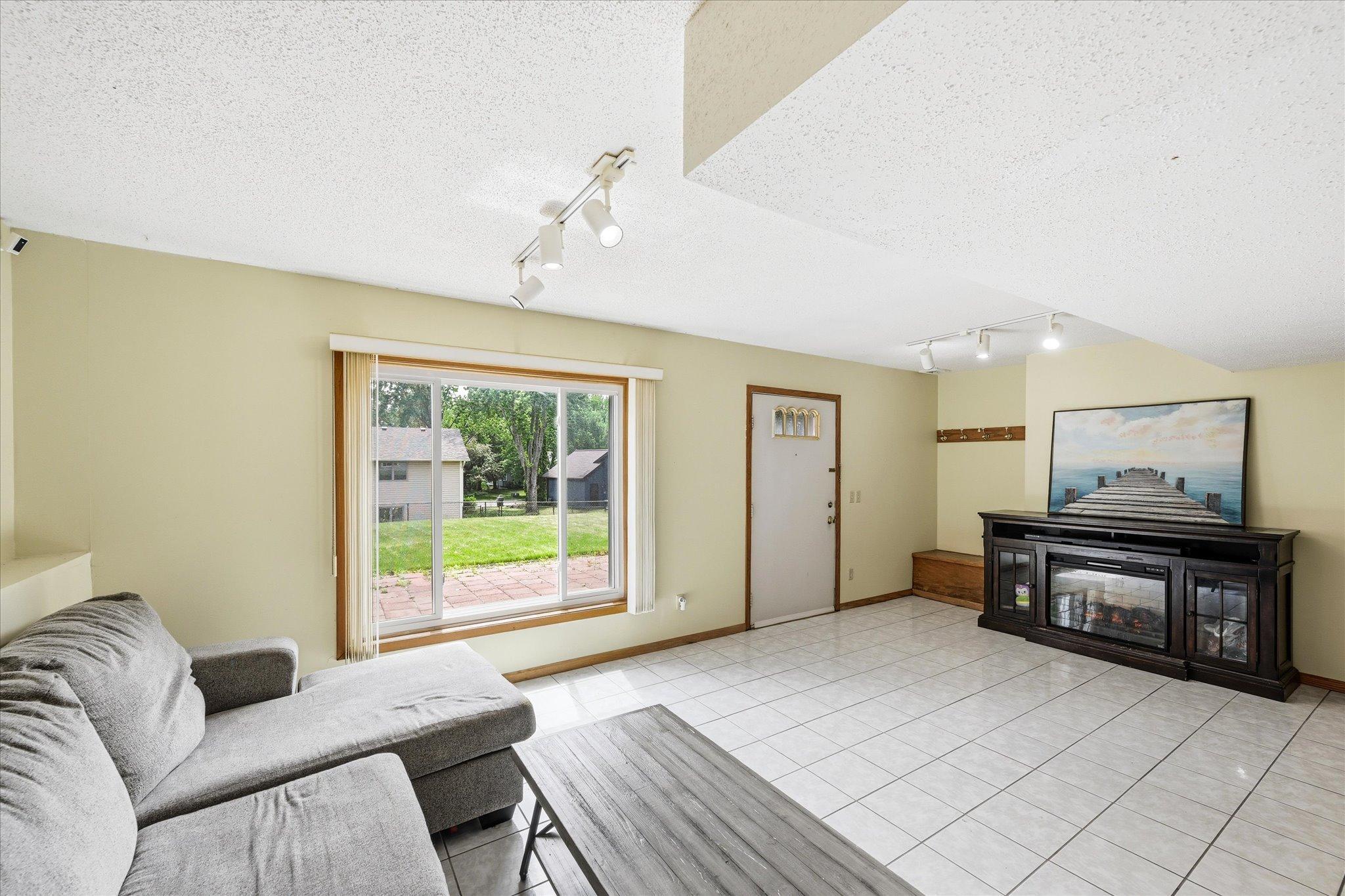 View of Residential at 4516 Whitetail Way, Eagan MN 55123, Eagan (33 of 47) - Mike Wilen | Minnesota Team Real Estate