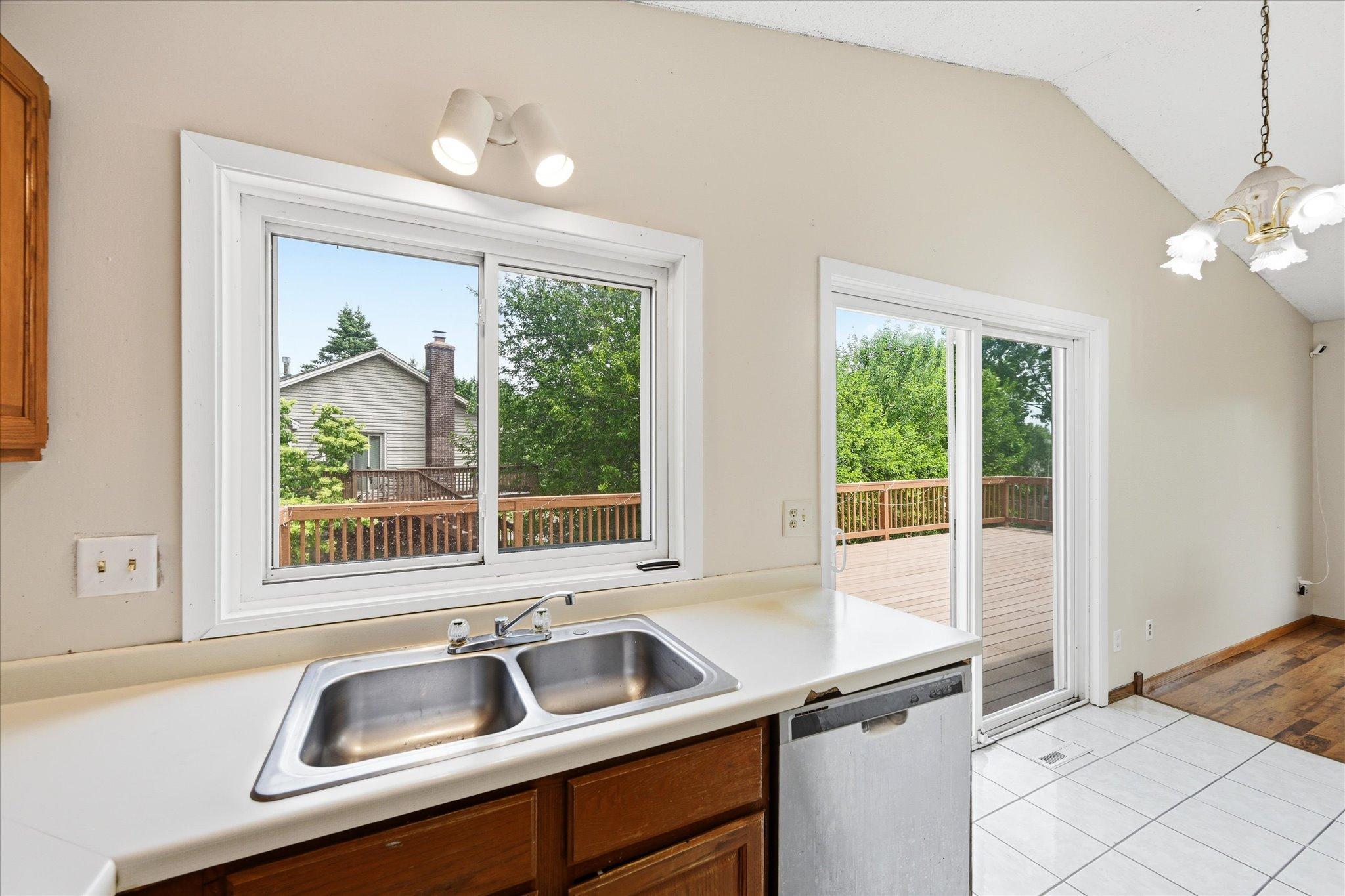 View of Residential at 4516 Whitetail Way, Eagan MN 55123, Eagan (25 of 47) - Mike Wilen | Minnesota Team Real Estate
