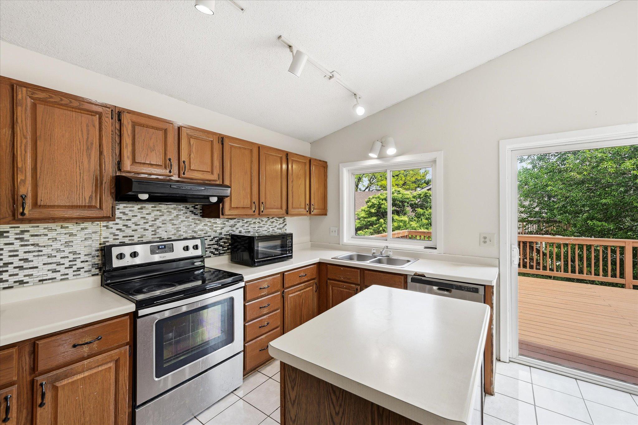 View of Residential at 4516 Whitetail Way, Eagan MN 55123, Eagan (23 of 47) - Mike Wilen | Minnesota Team Real Estate